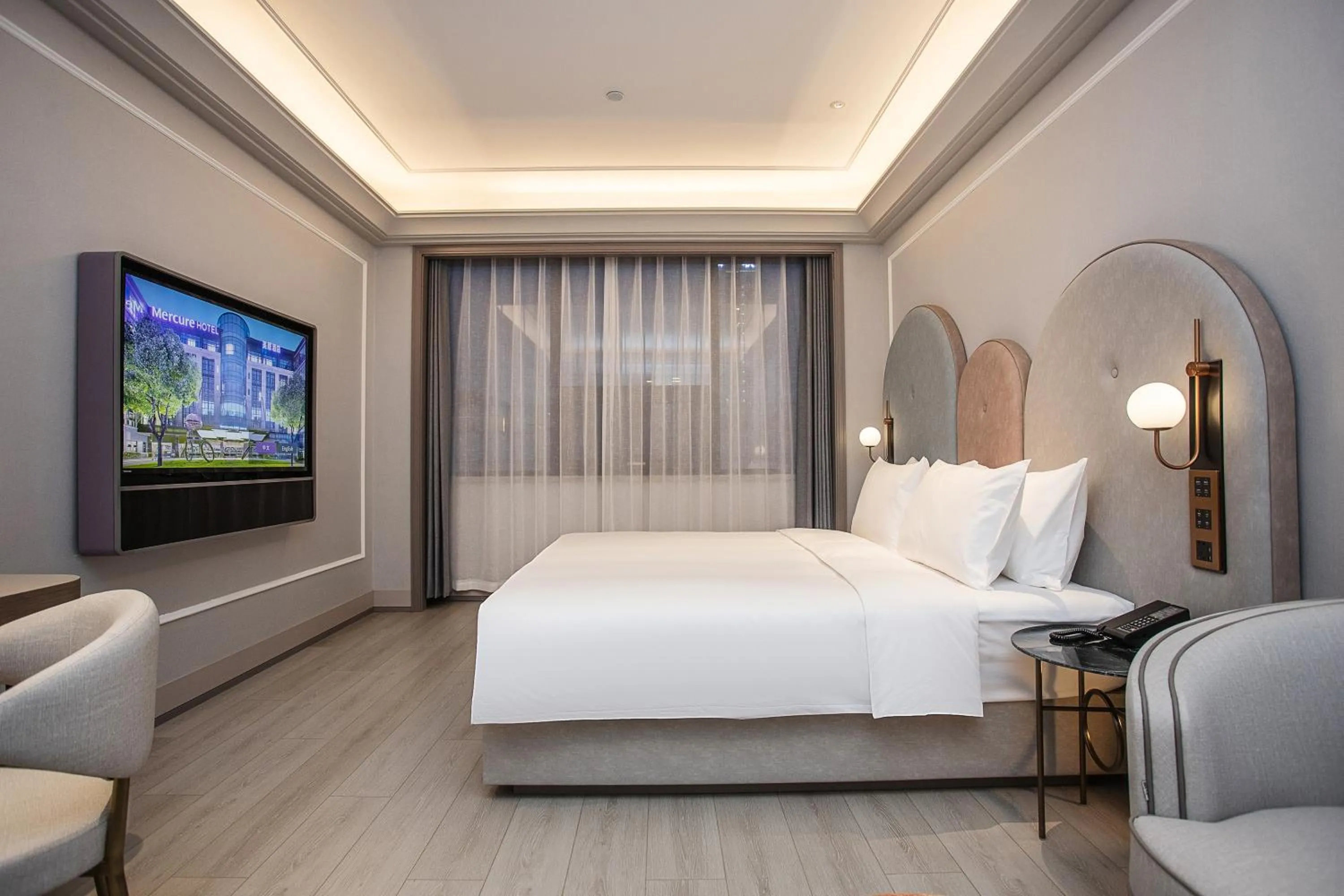 On site, Bed in Mercure Changchun Ziyou Road Dahua