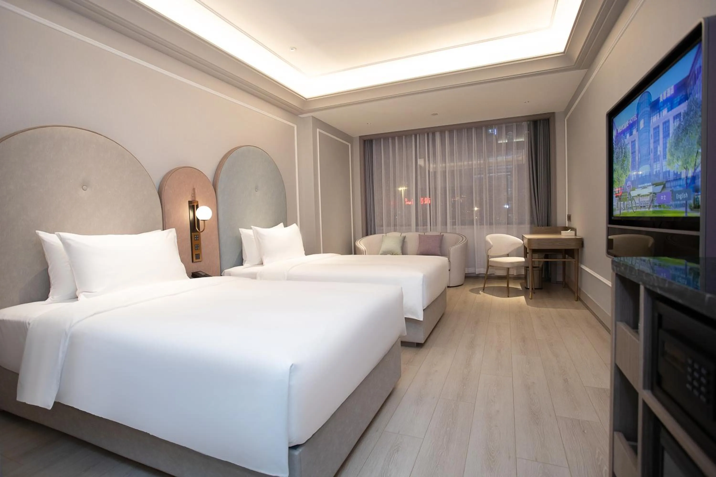 On site, Bed in Mercure Changchun Ziyou Road Dahua
