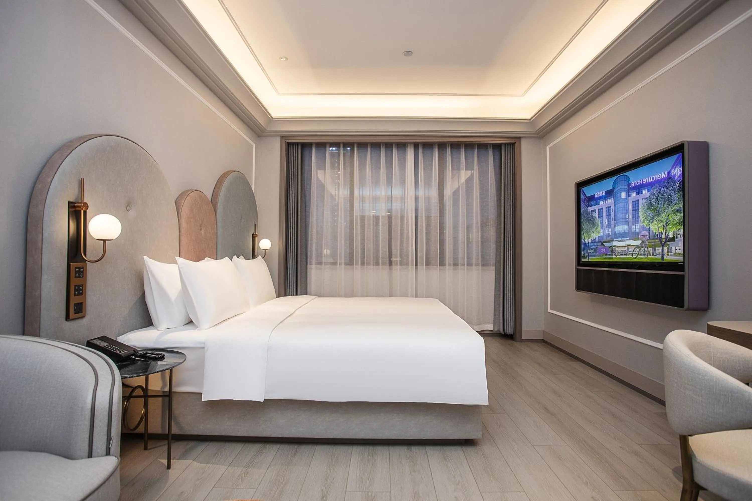 On site, Bed in Mercure Changchun Ziyou Road Dahua