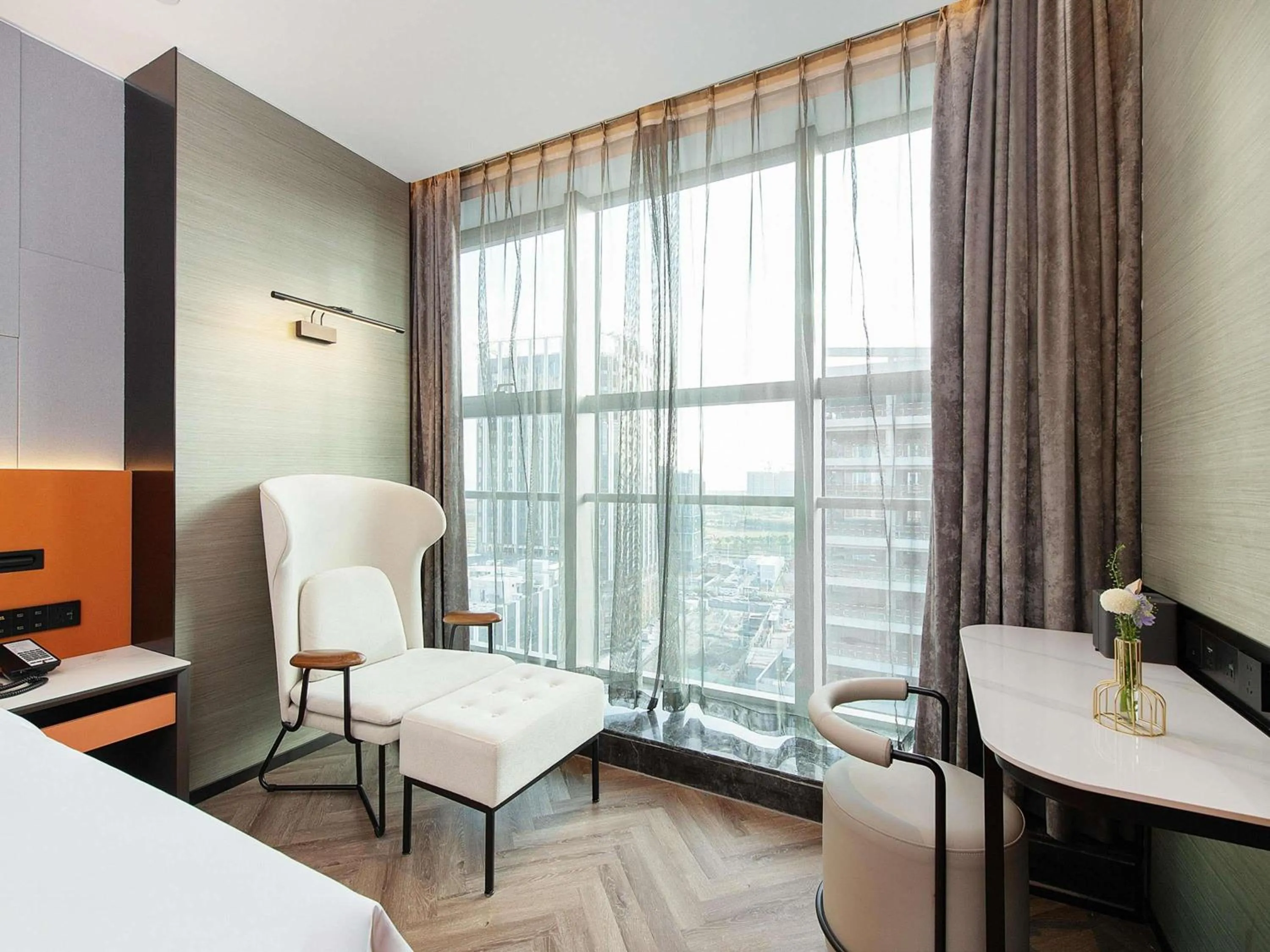 Bedroom, Bed in Novotel Shanghai Lingang