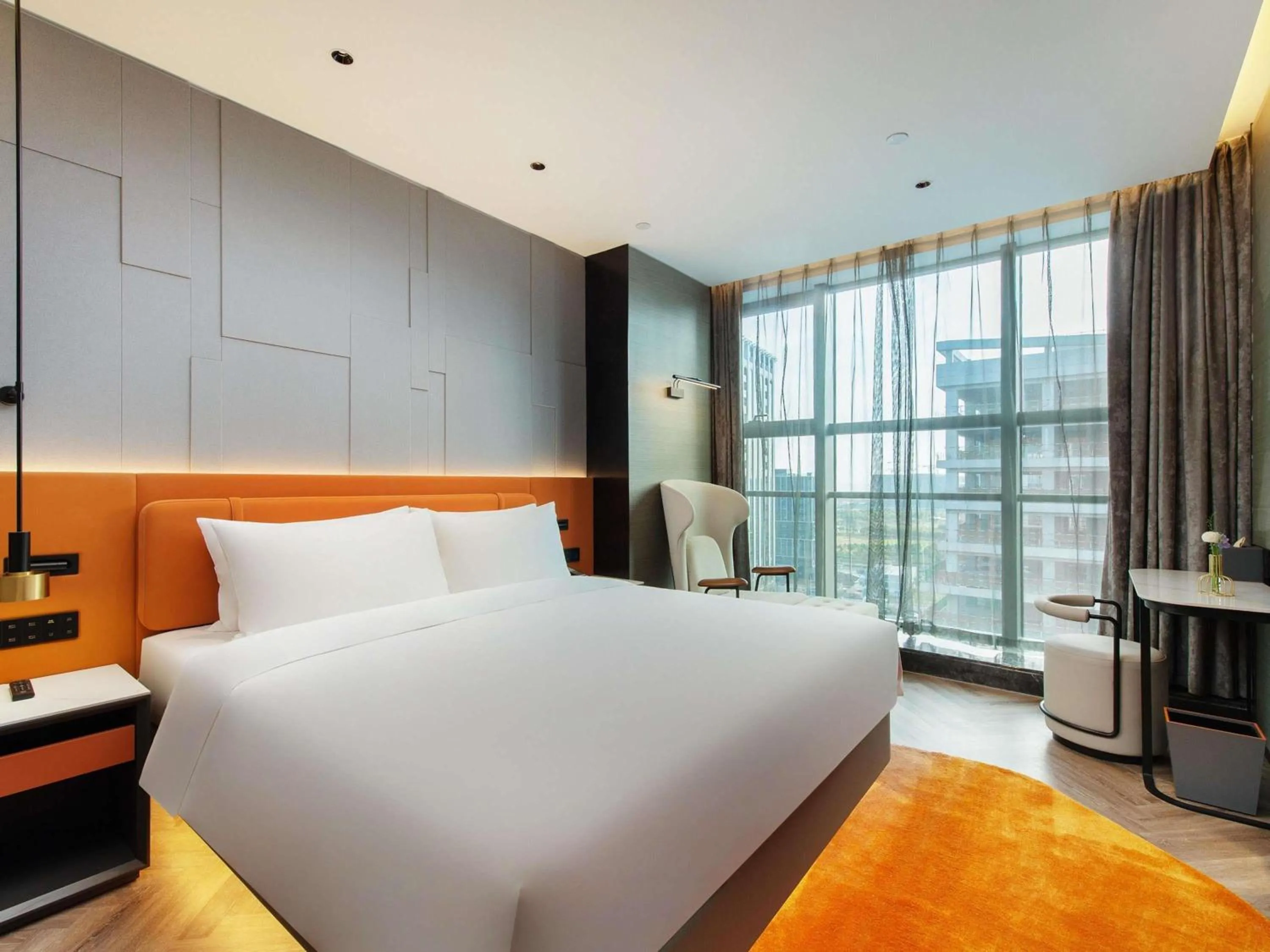 Bedroom, Bed in Novotel Shanghai Lingang