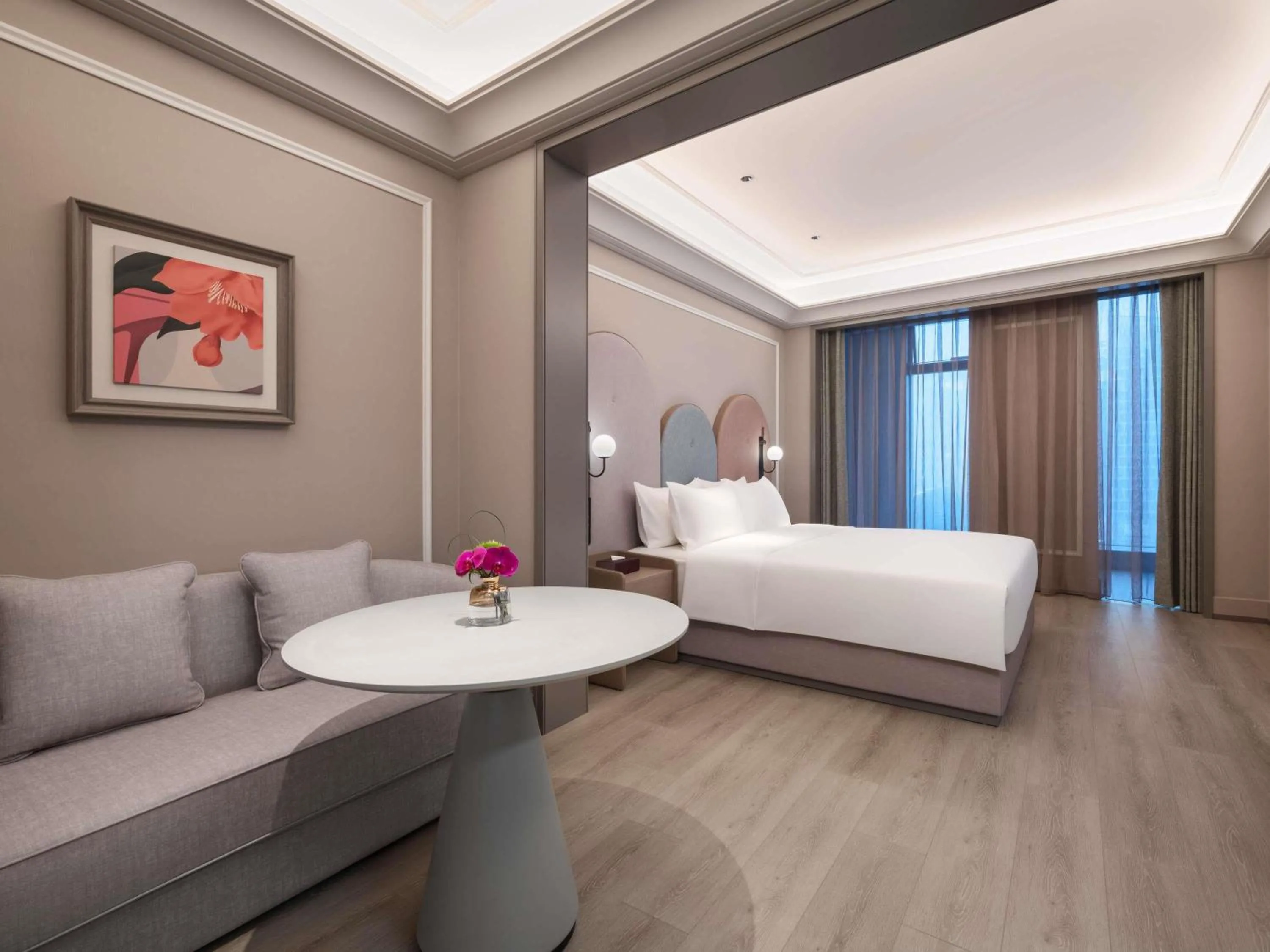 Deluxe King Room in Mercure Hefei South Railway Station