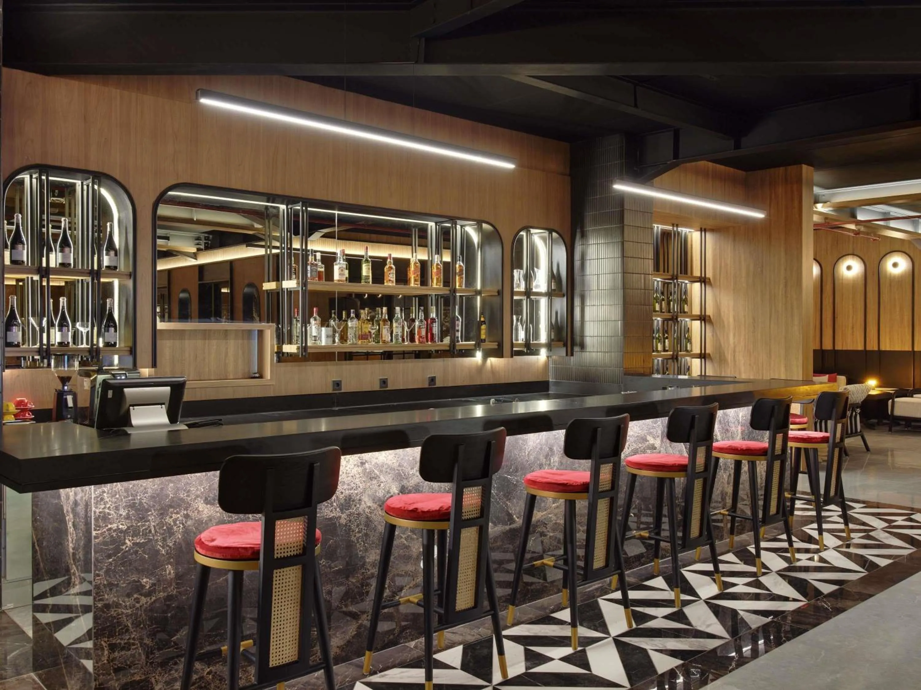 Lounge or bar in Grand Mercure Batam Centre