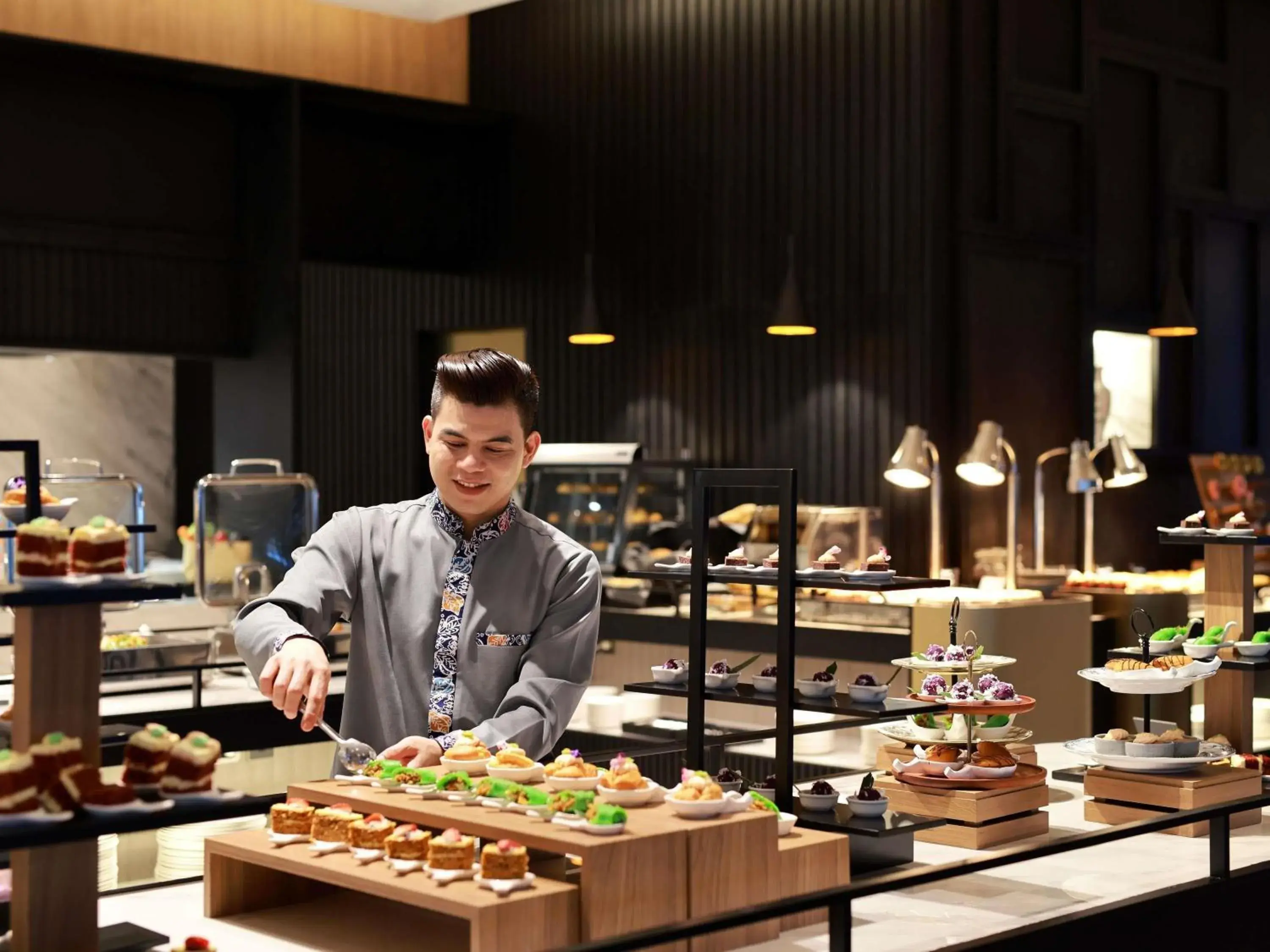 Restaurant/places to eat in Grand Mercure Batam Centre Restaurant/places to eat in Grand Mercure Batam Centre