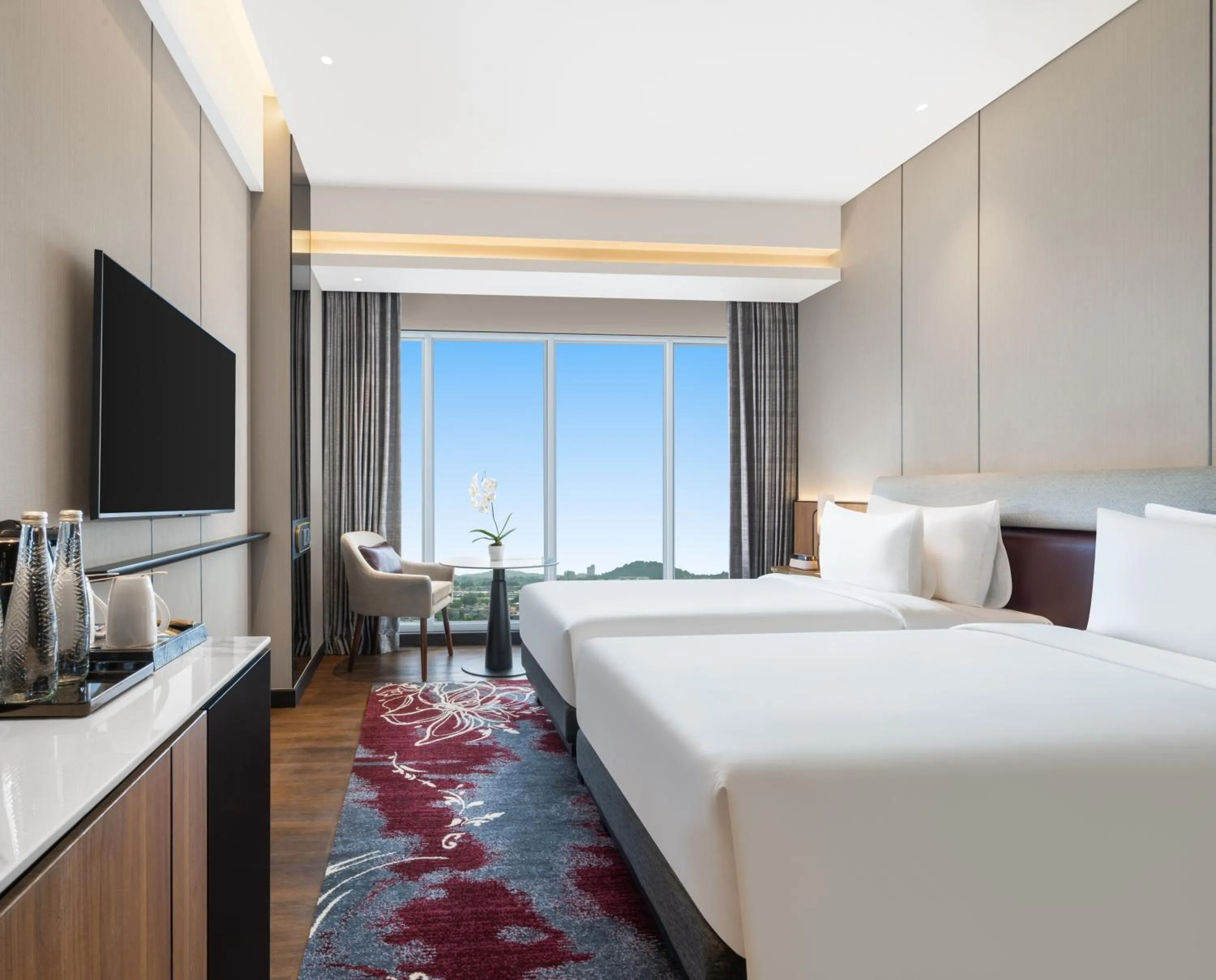 Bedroom, Bed in Grand Mercure Batam Centre