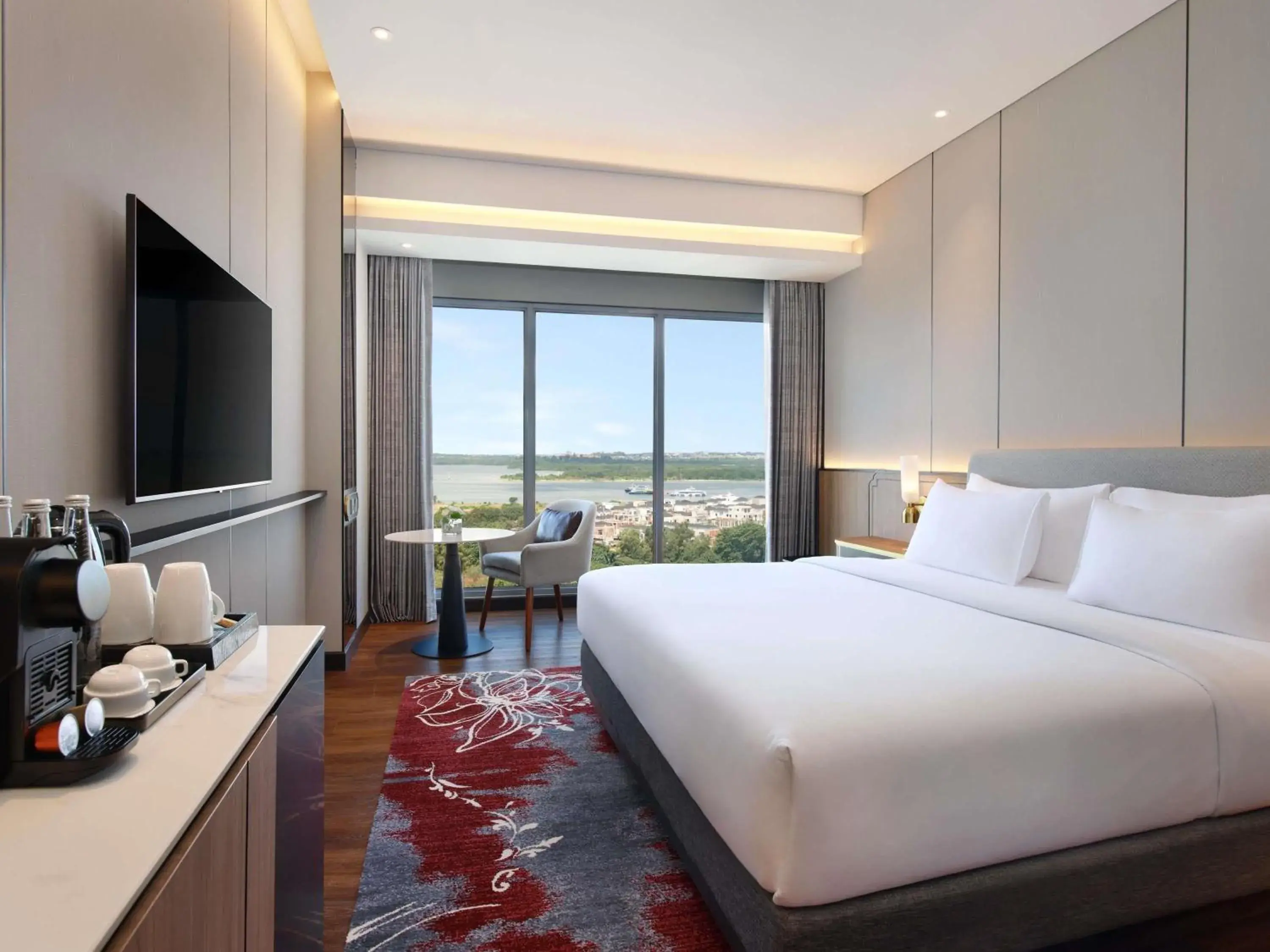 Bedroom, Bed in Grand Mercure Batam Centre Bedroom, Bed in Grand Mercure Batam Centre