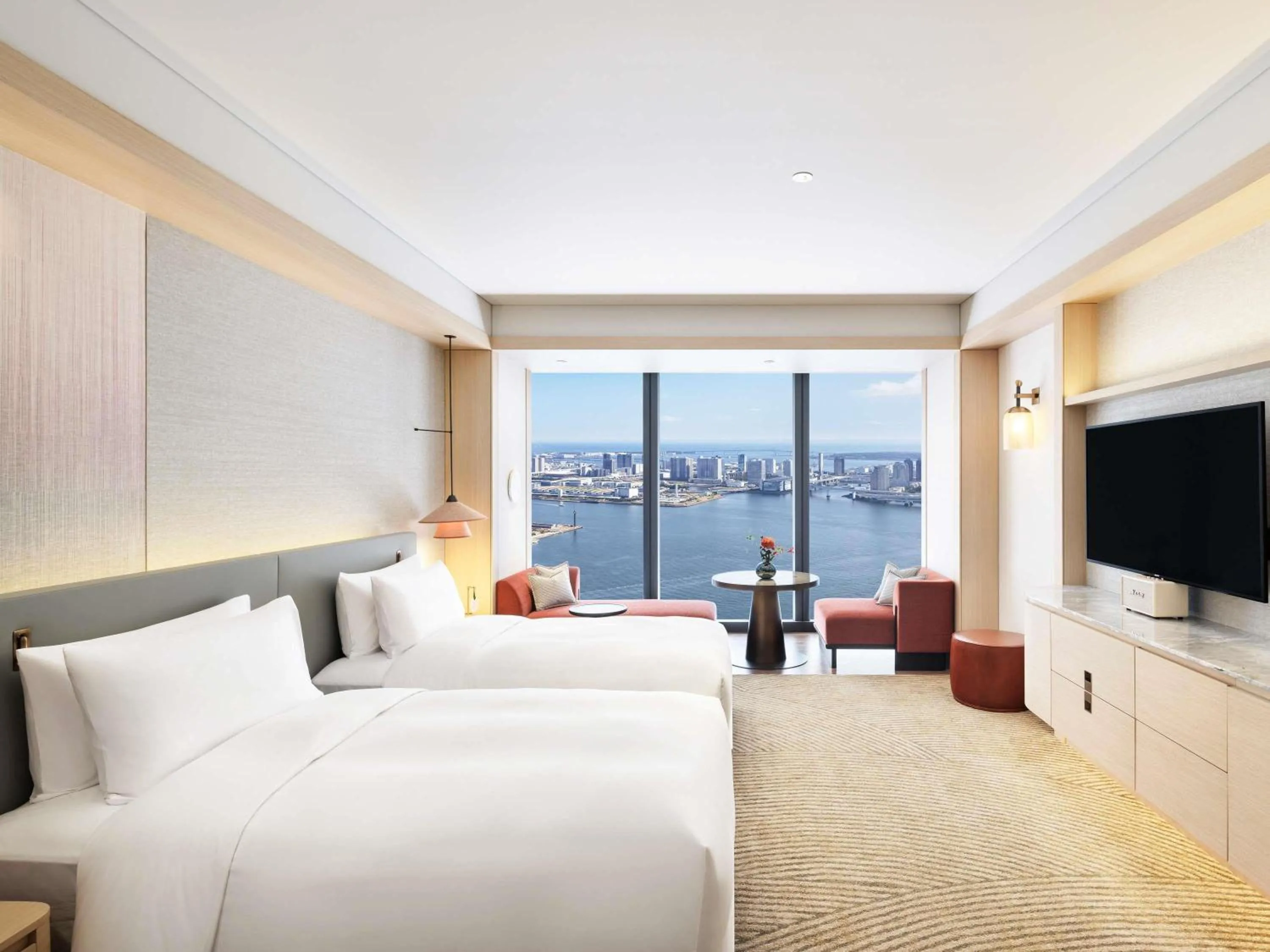 Bedroom, Bed in Fairmont Tokyo