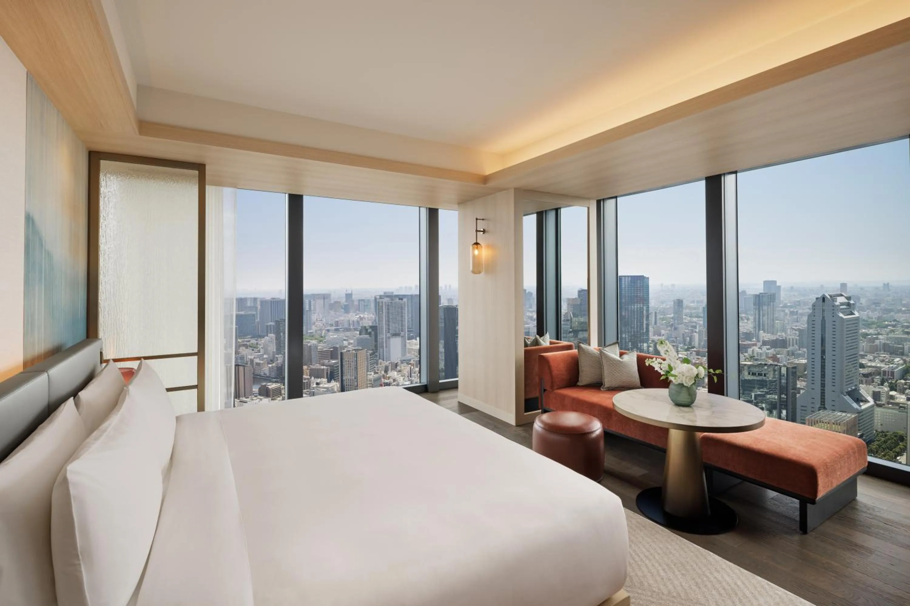 Bed in Fairmont Tokyo