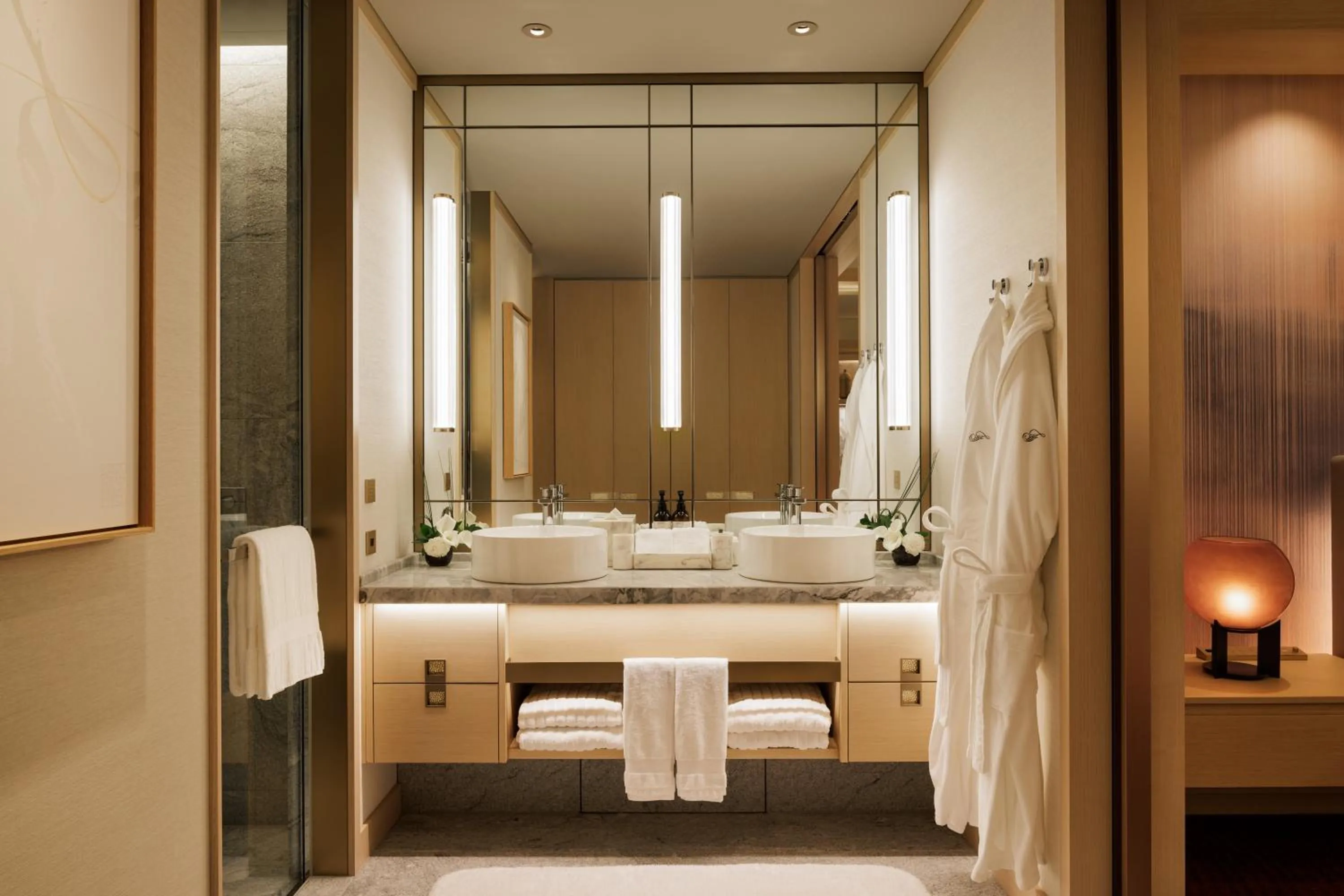 Bathroom, Bed in Fairmont Tokyo