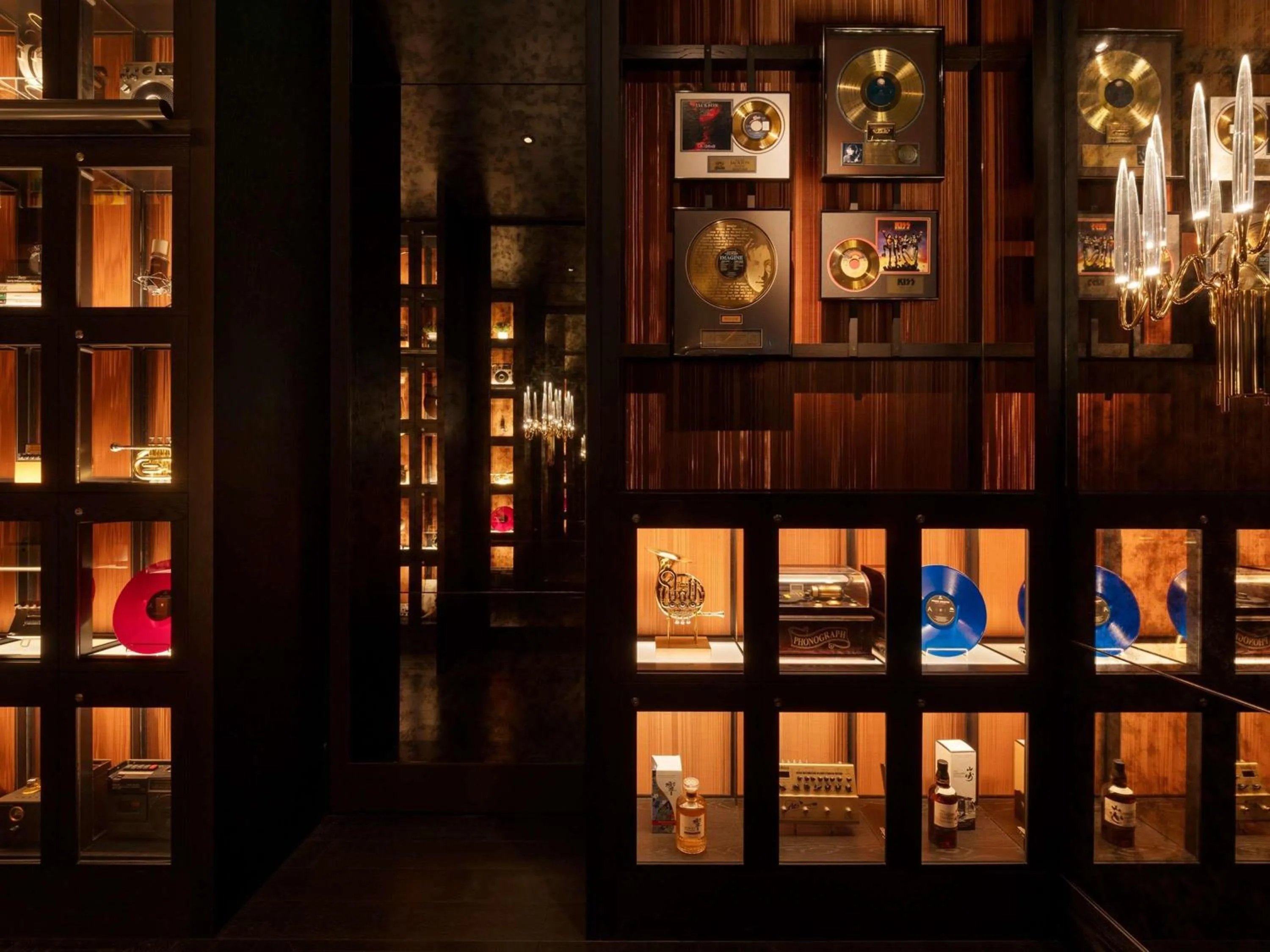 Lounge or bar in Fairmont Tokyo