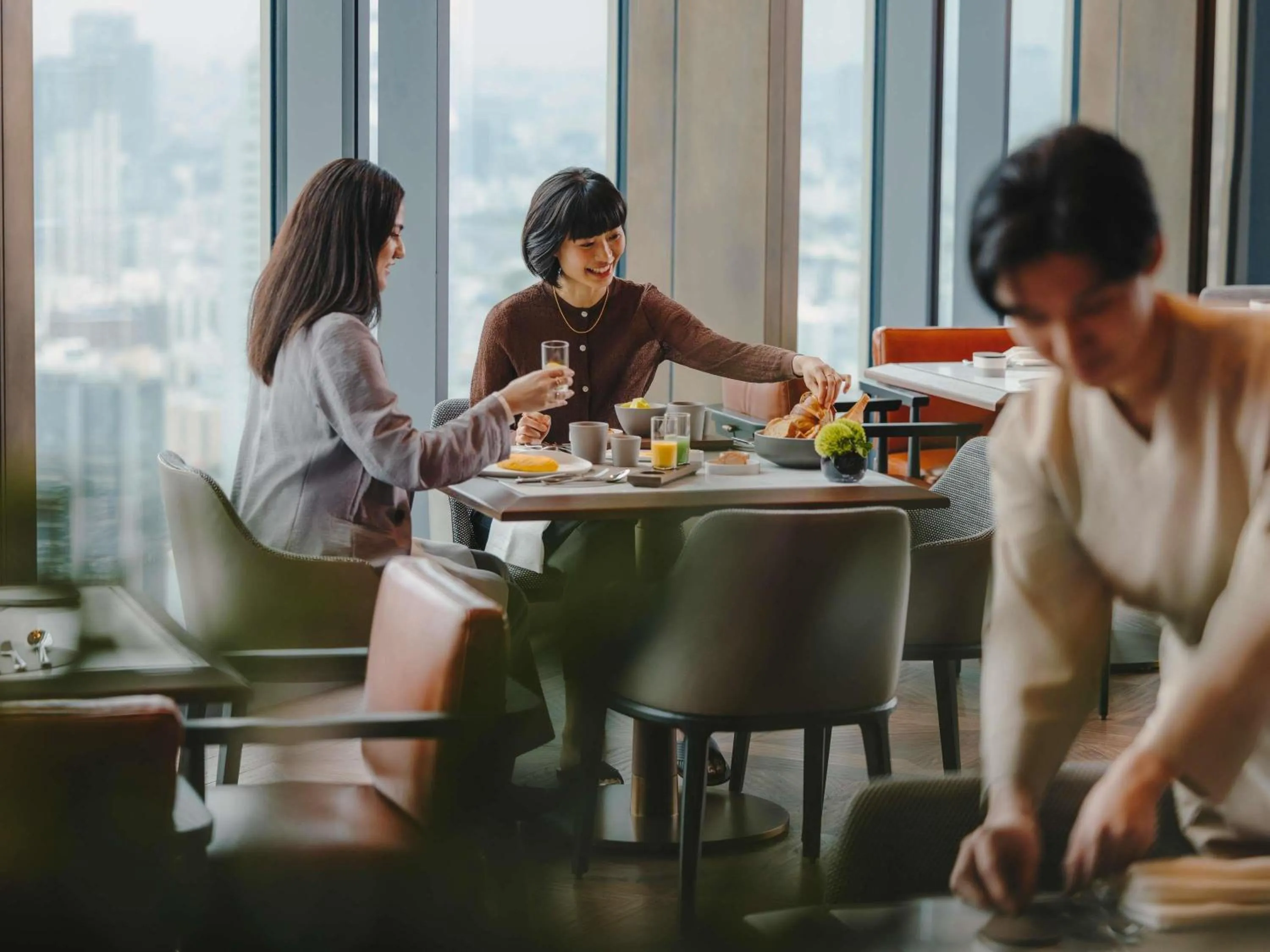 Restaurant/places to eat in Fairmont Tokyo