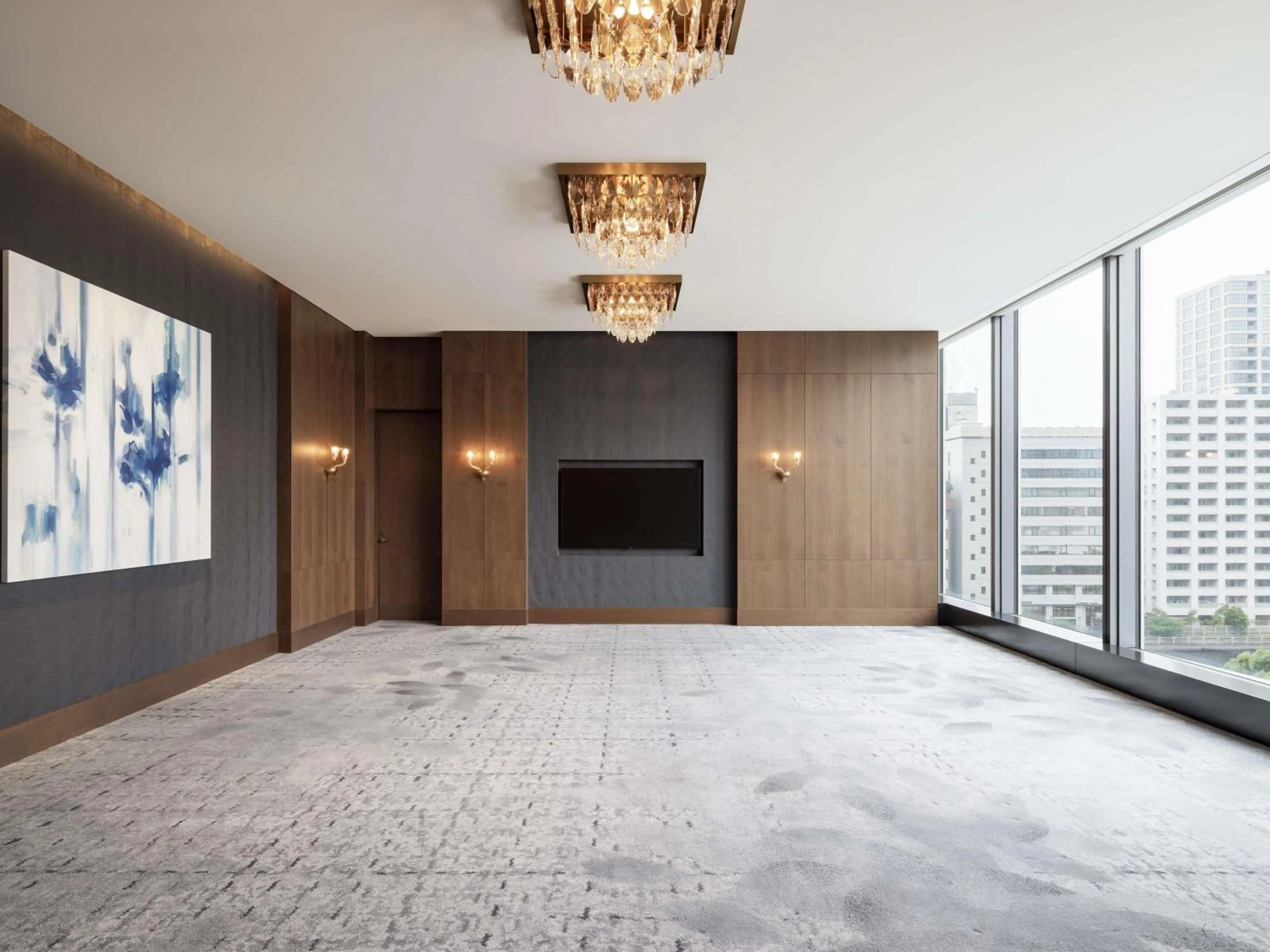 Meeting/conference room, Bed in Fairmont Tokyo