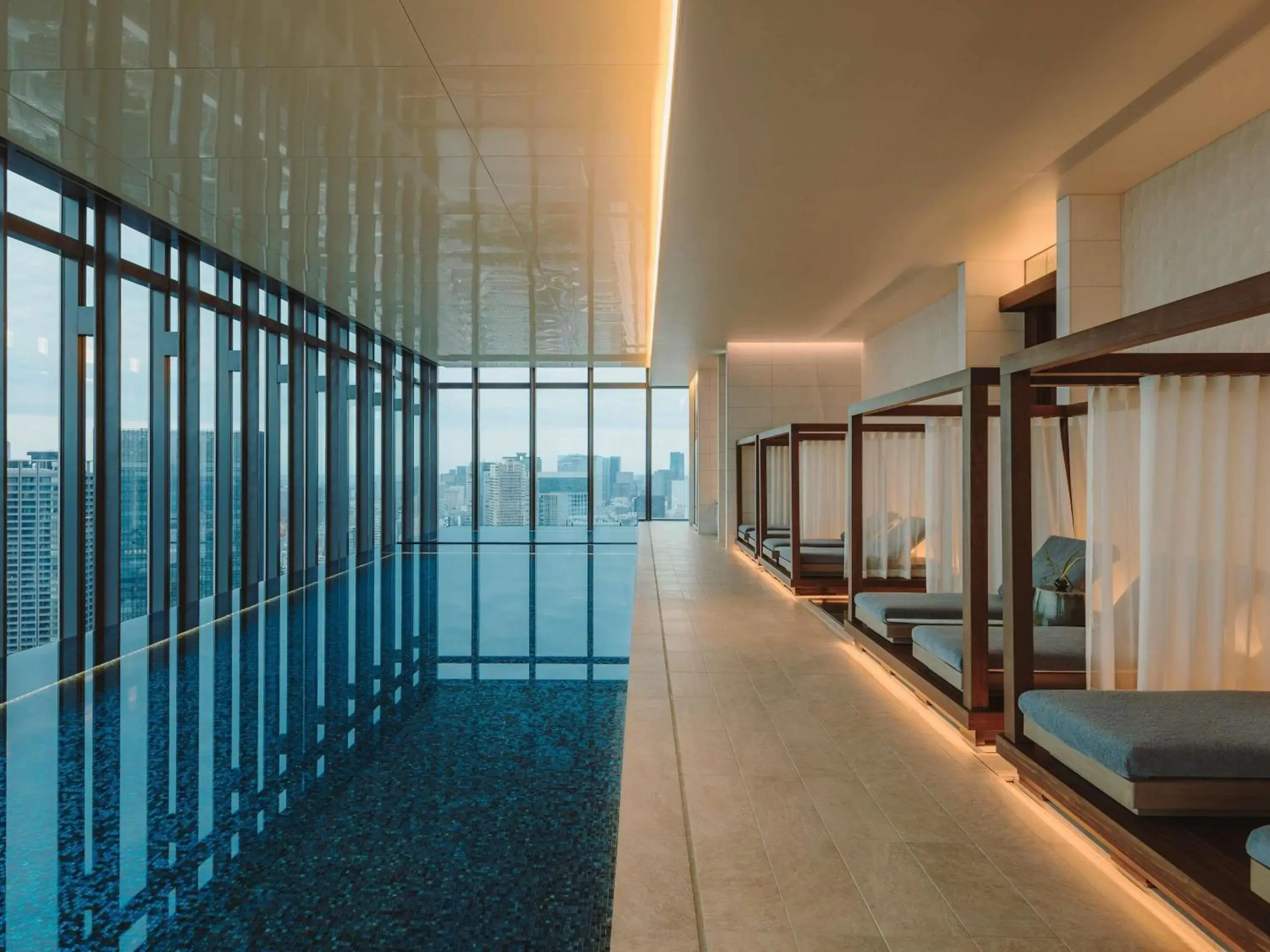 Pool view in Fairmont Tokyo Pool view in Fairmont Tokyo