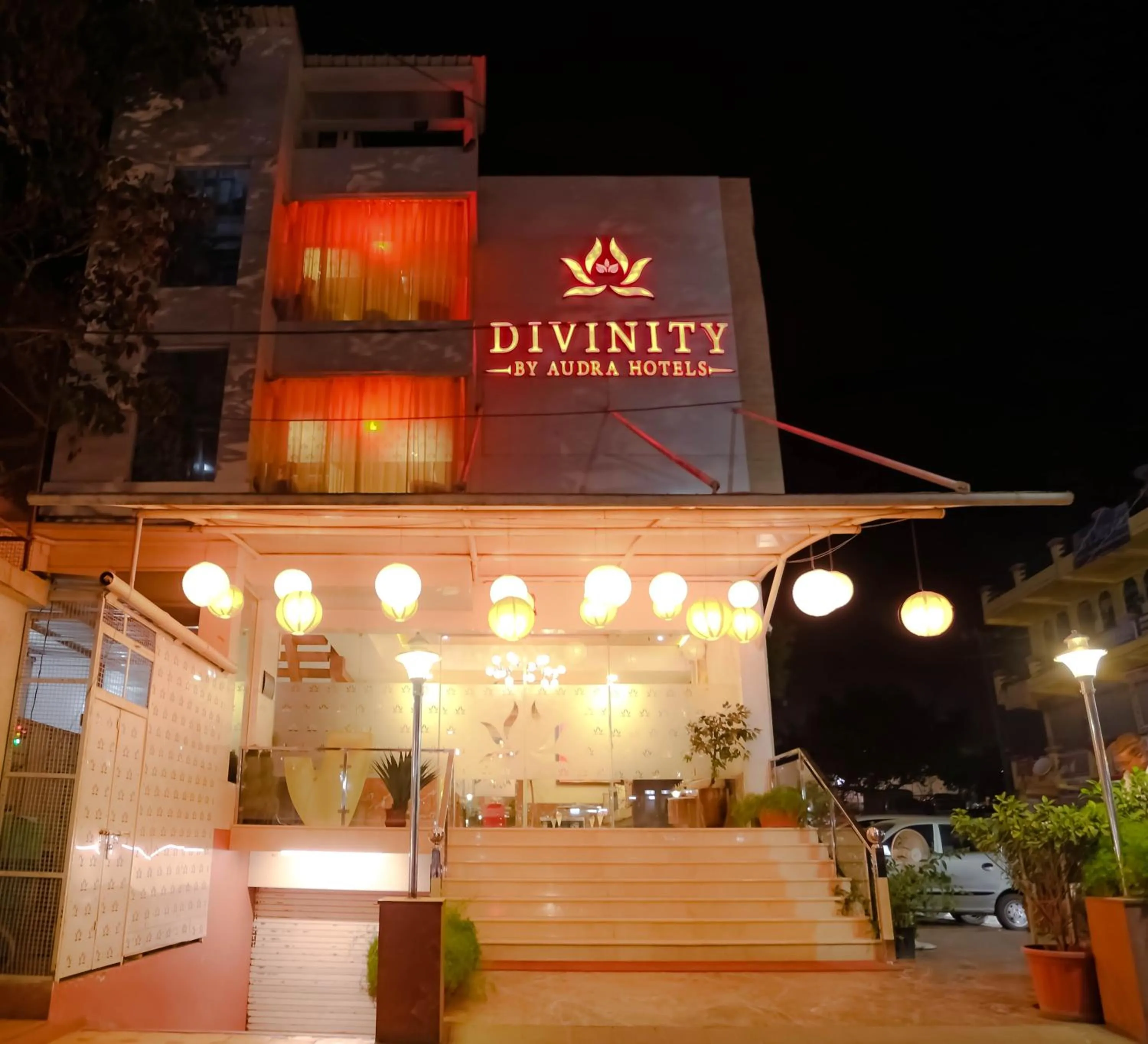 Facade/entrance in Divinity by Audra Hotels