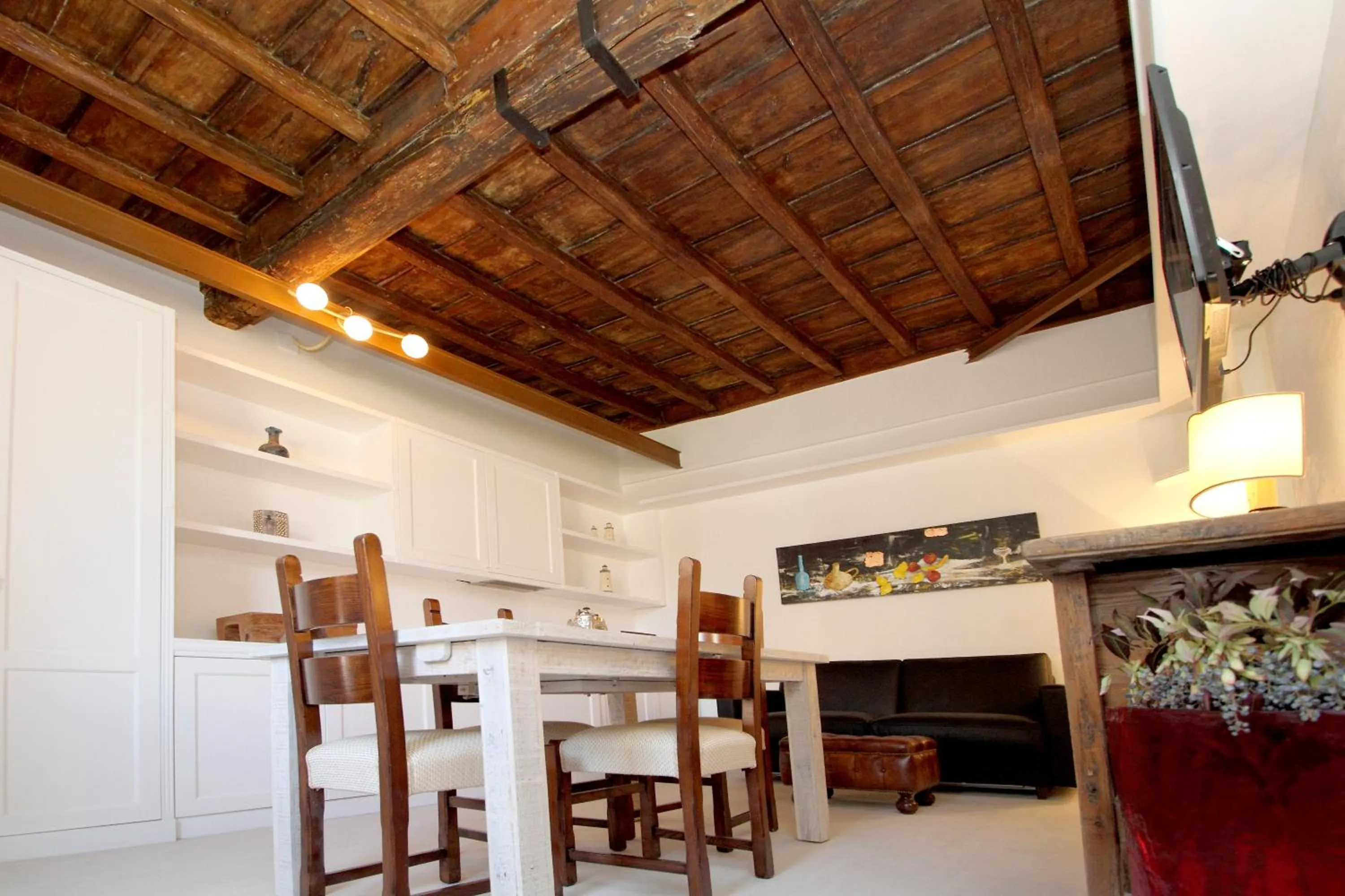 Living room in LHP Suite Roma Trastevere