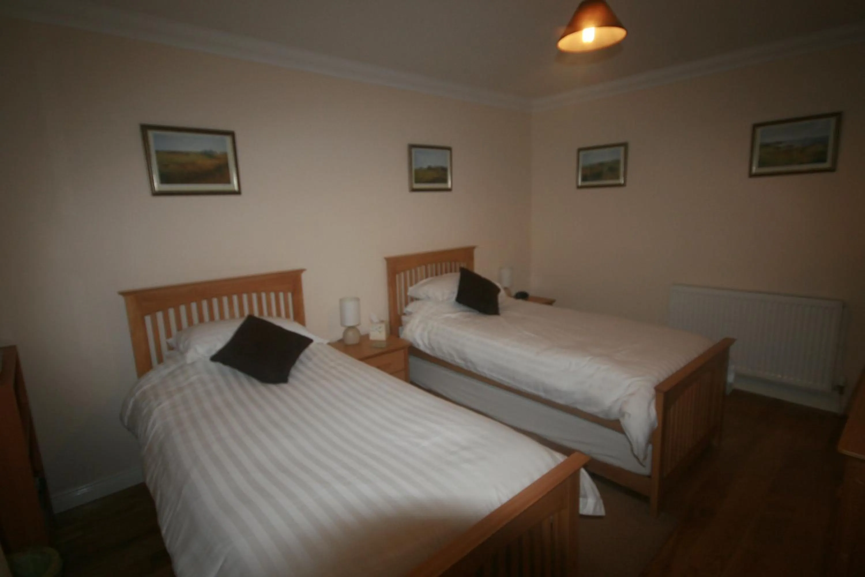 Photo of the whole room, Bed in Stonewater House Vegan Bed and Breakfast