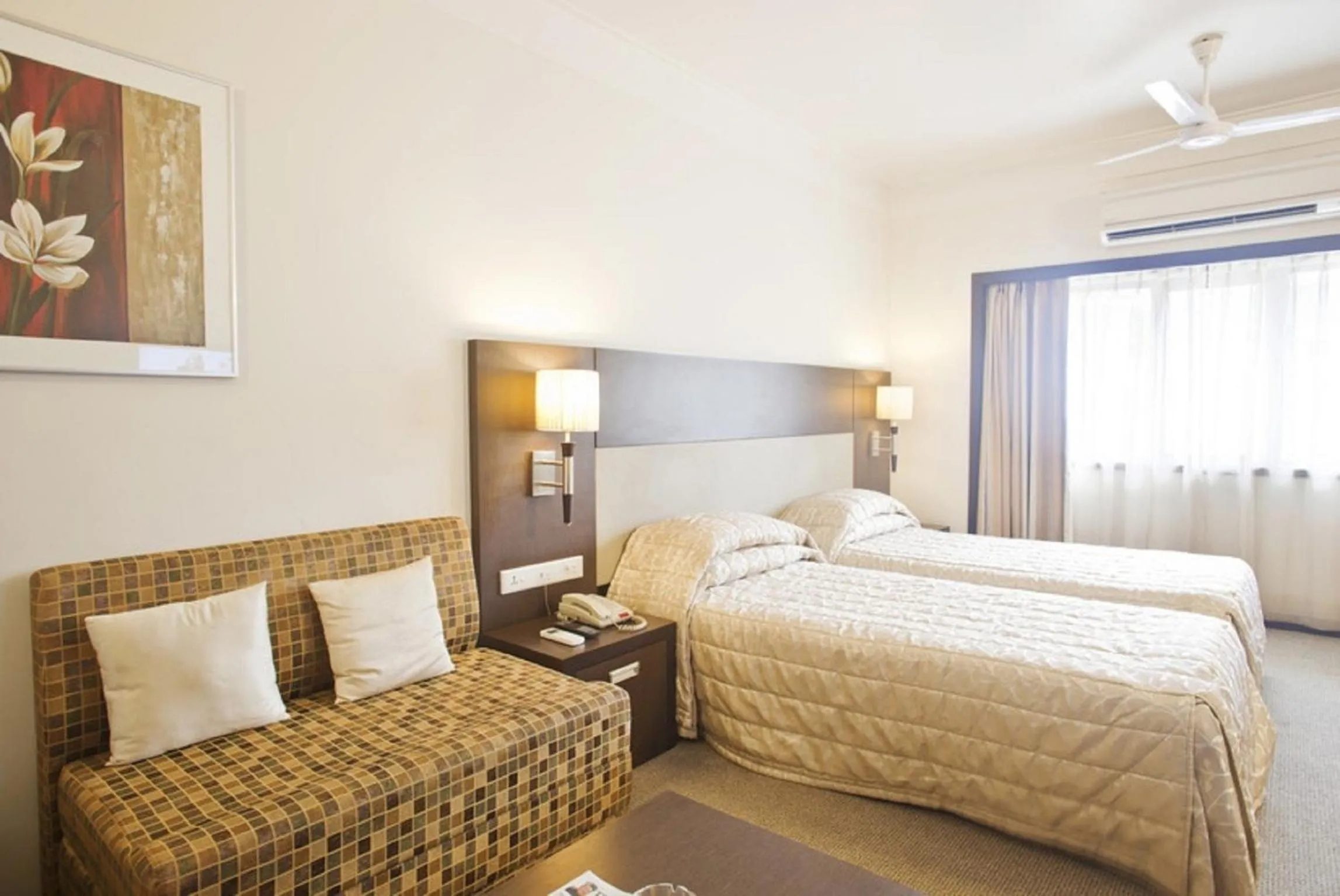 Bed in Hotel Silver Palace