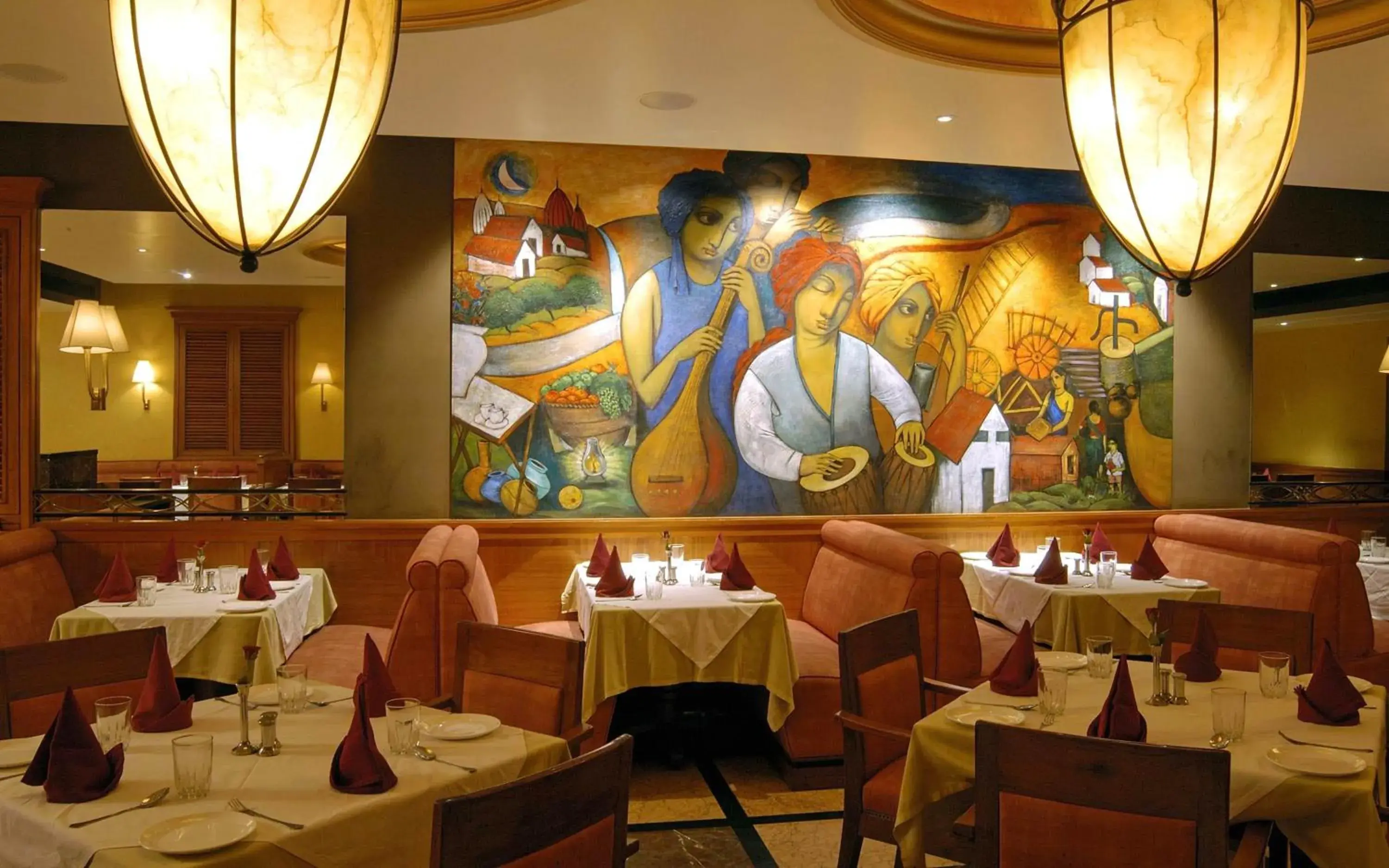 Restaurant/places to eat in Hotel Silver Palace Restaurant/places to eat in Hotel Silver Palace