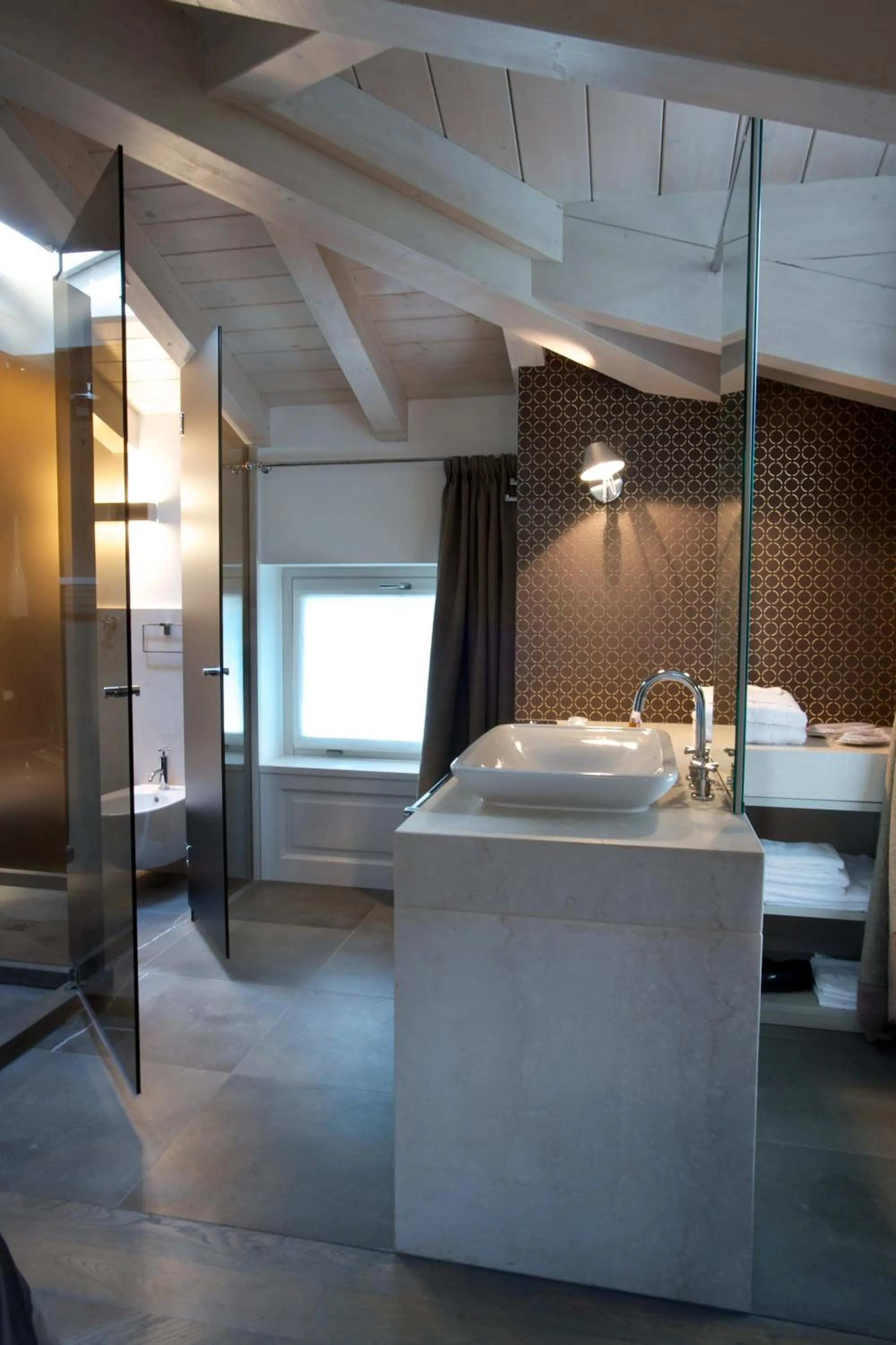 Photo of the whole room in Fuori Porta House