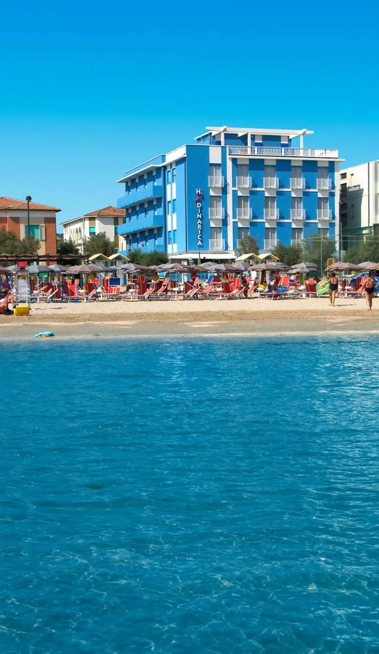 Beach in Hotel Dinarica