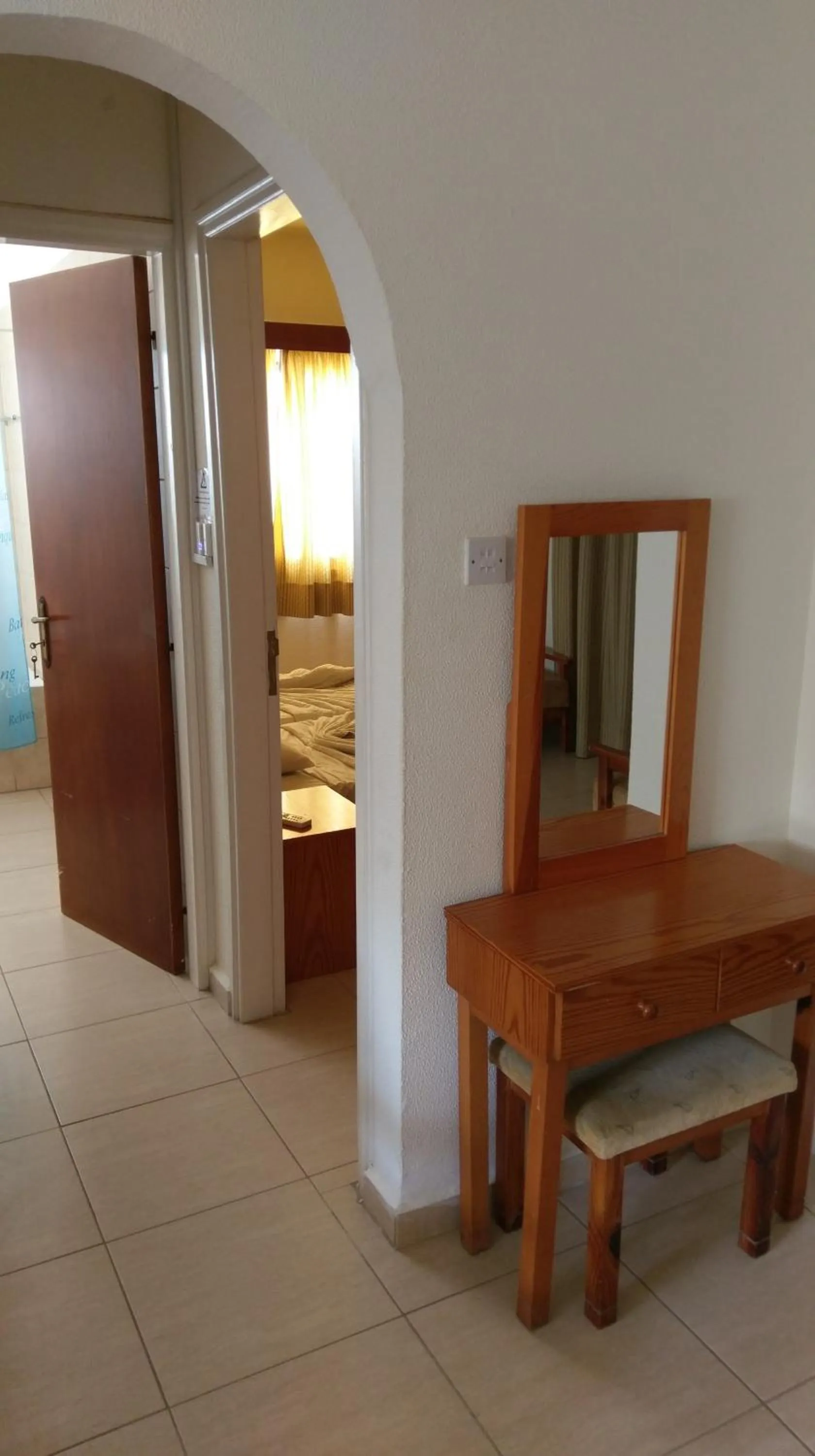 Dining area in New York Plaza Hotel Apartments