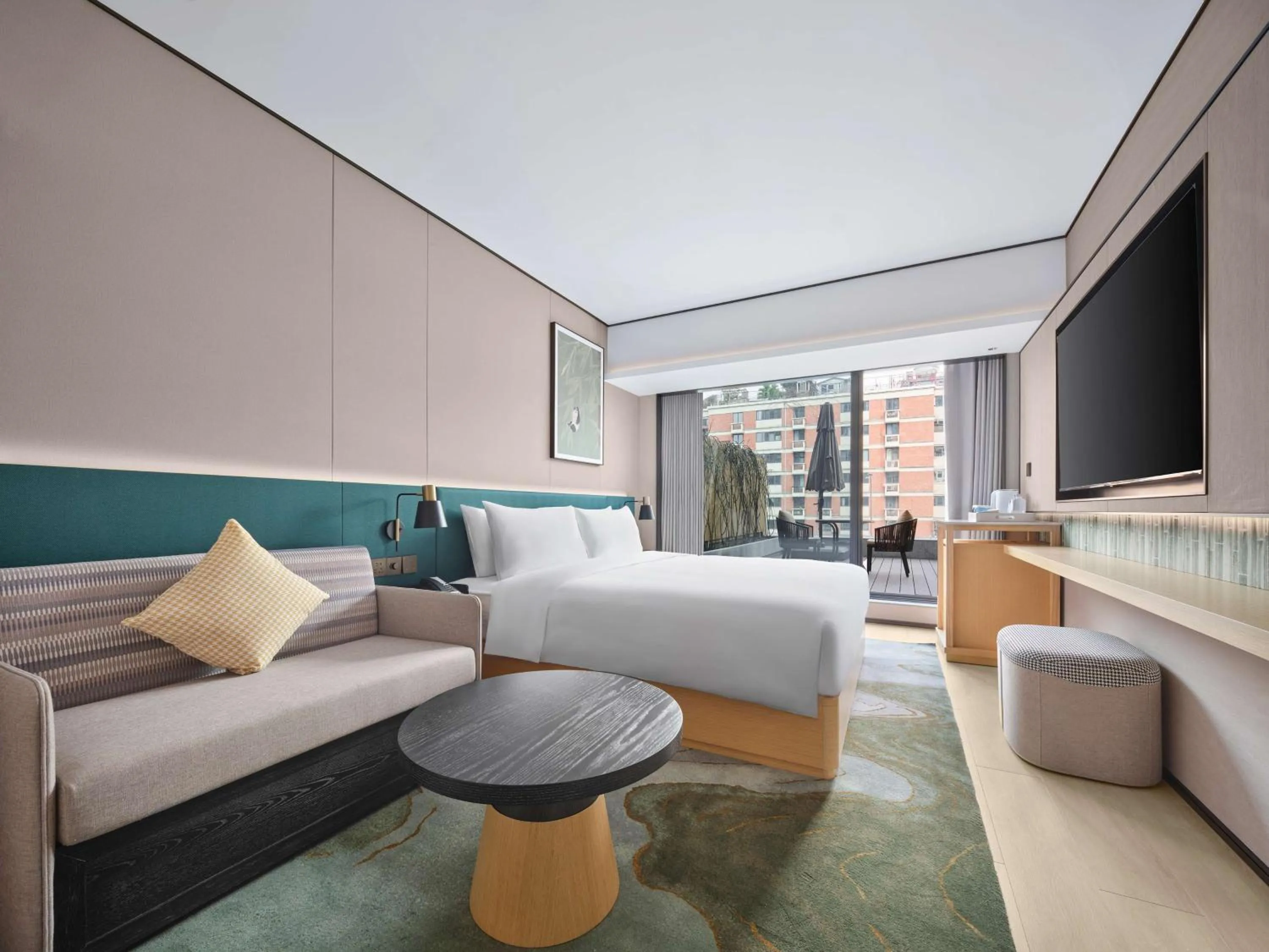 Bed in Hilton Garden Inn Chengdu Tianfu Panda Tower