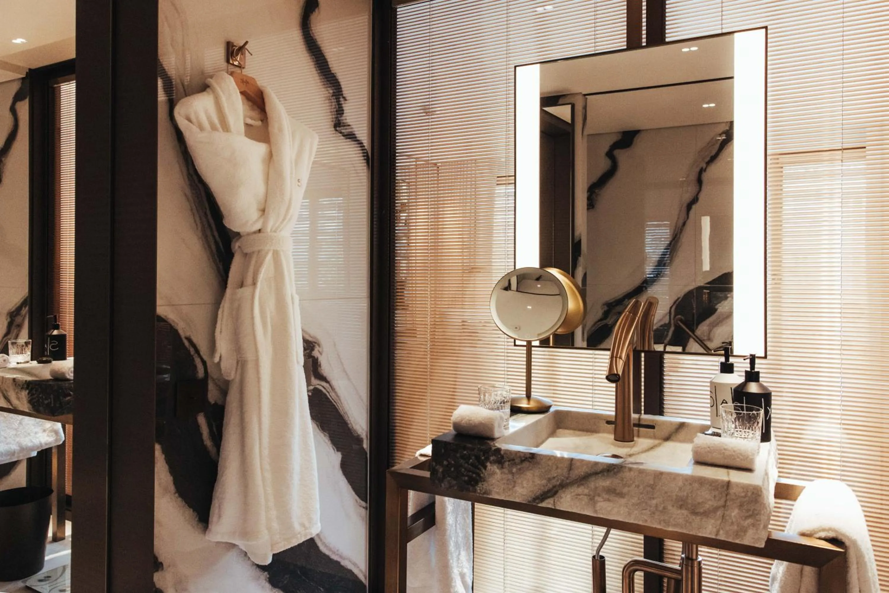 Bathroom in Hotel SAX Paris, LXR Hotels & Resorts