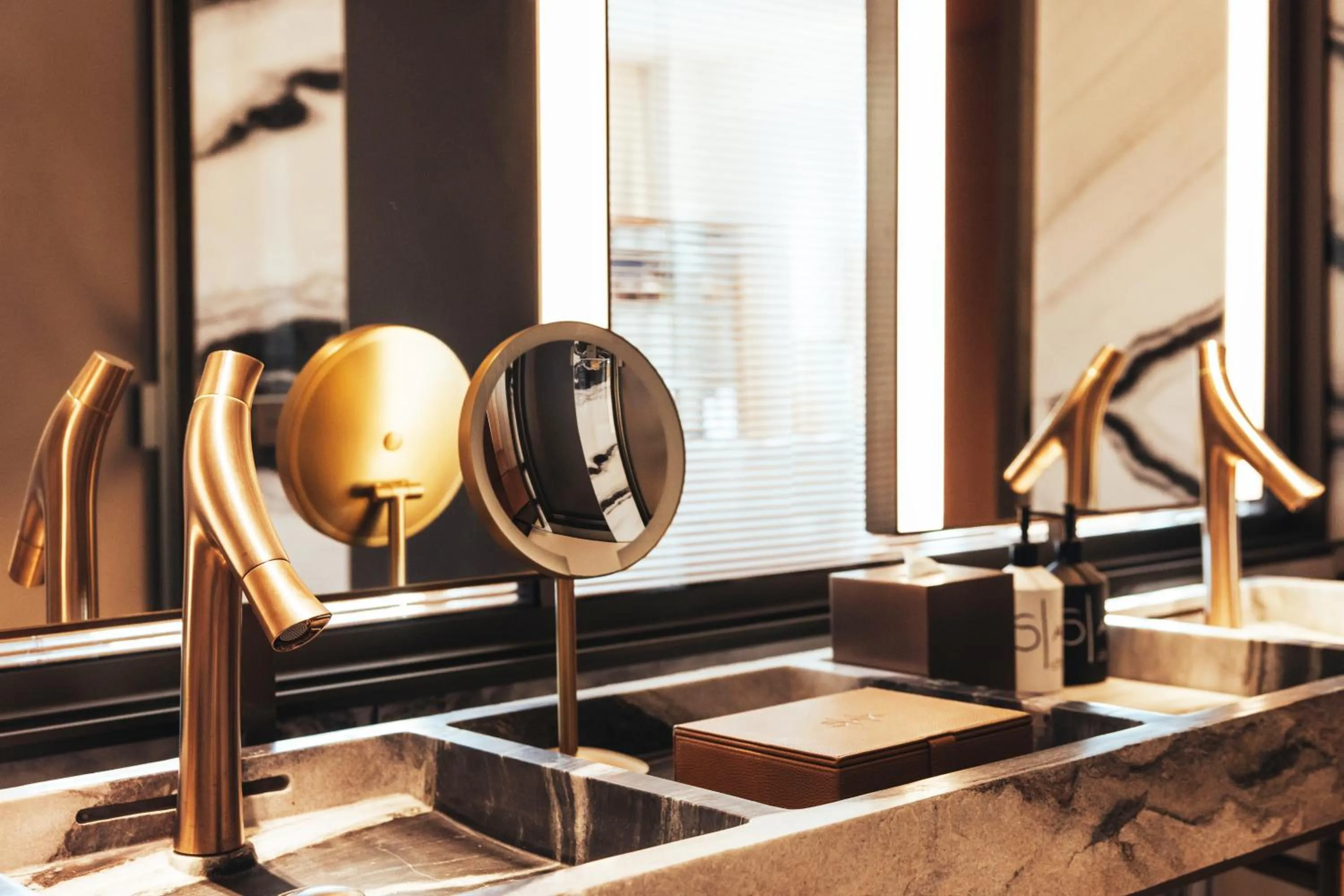 Bathroom in Hotel SAX Paris, LXR Hotels & Resorts