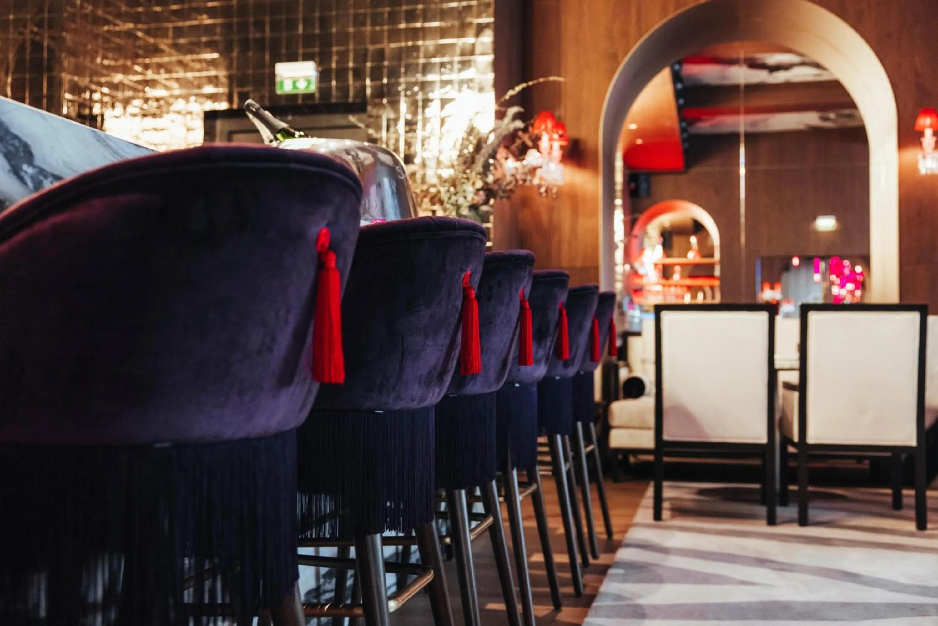 Restaurant/places to eat in Hotel SAX Paris, LXR Hotels & Resorts