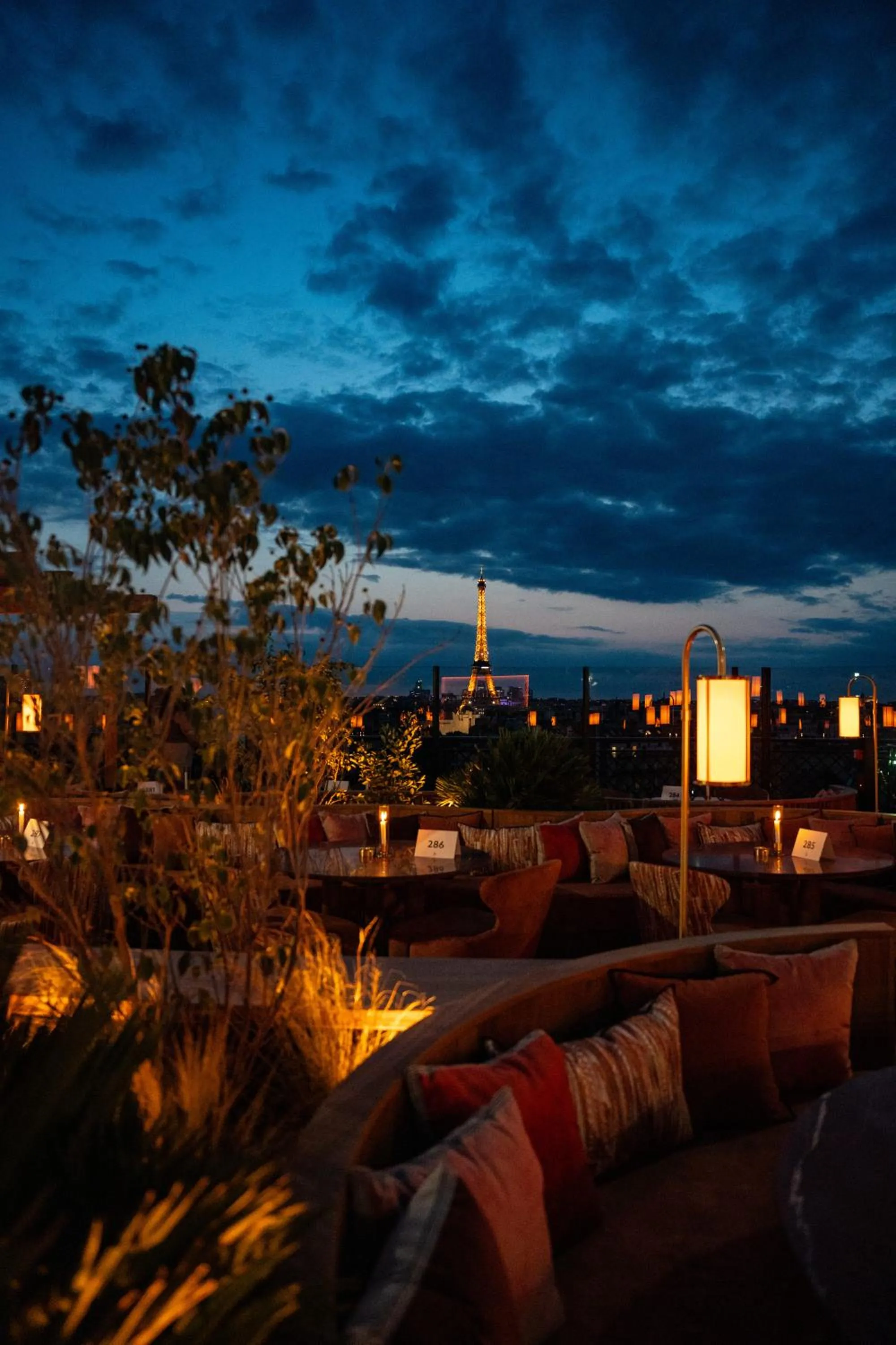 Restaurant/places to eat in Hotel SAX Paris, LXR Hotels & Resorts