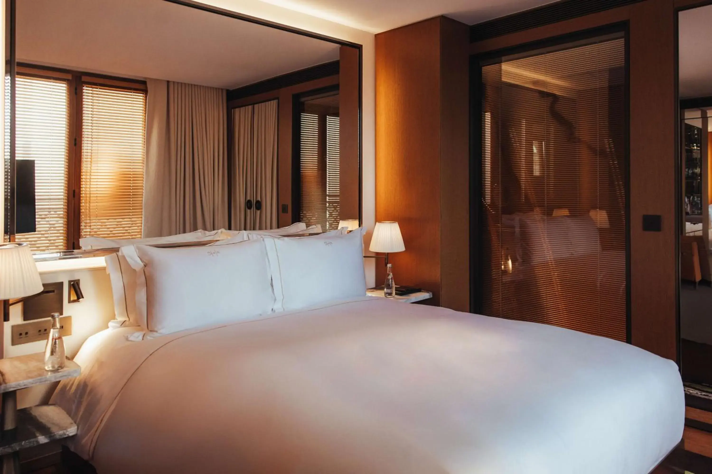 Bed in Hotel SAX Paris, LXR Hotels & Resorts Bed in Hotel SAX Paris, LXR Hotels & Resorts