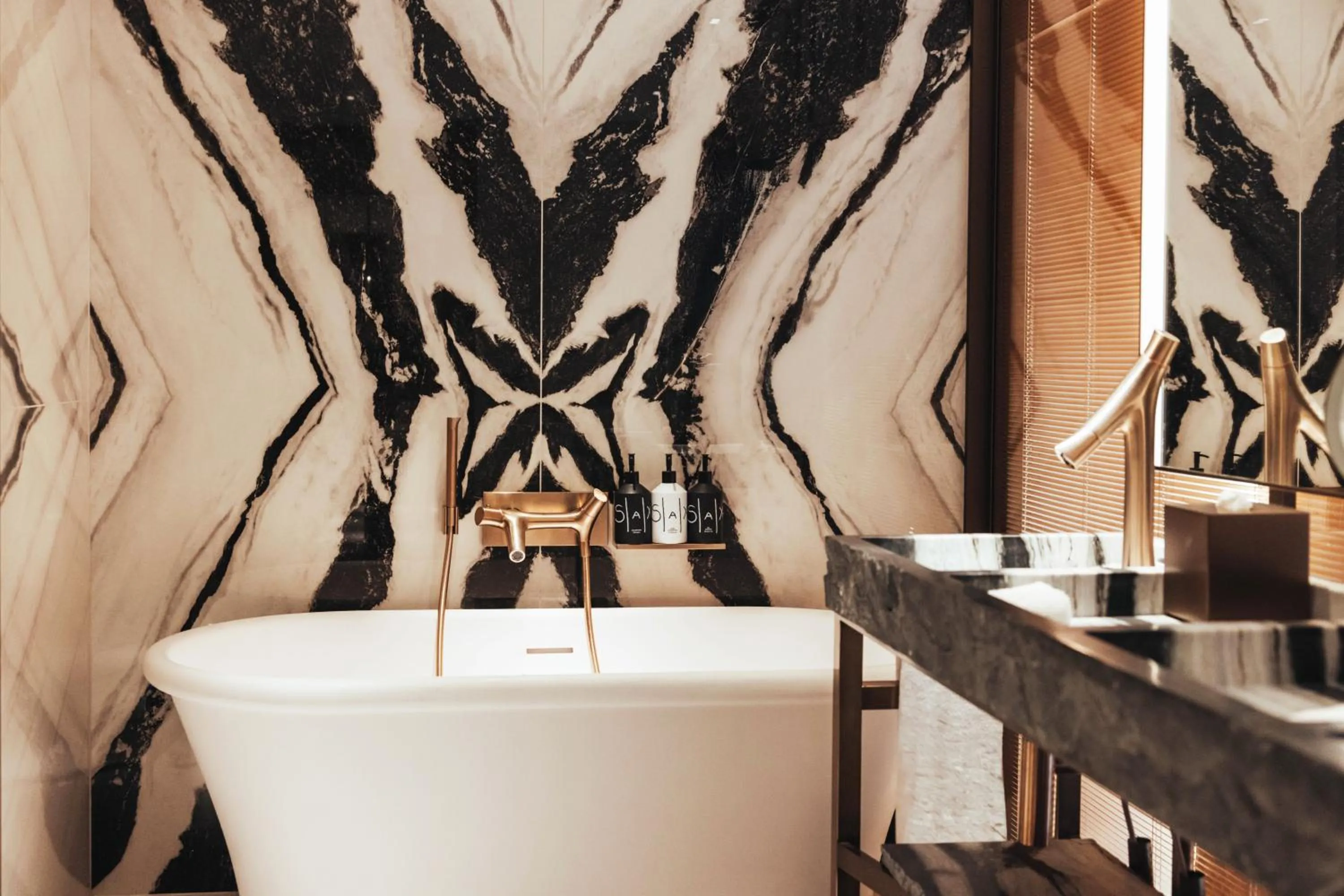 Bathroom in Hotel SAX Paris, LXR Hotels & Resorts