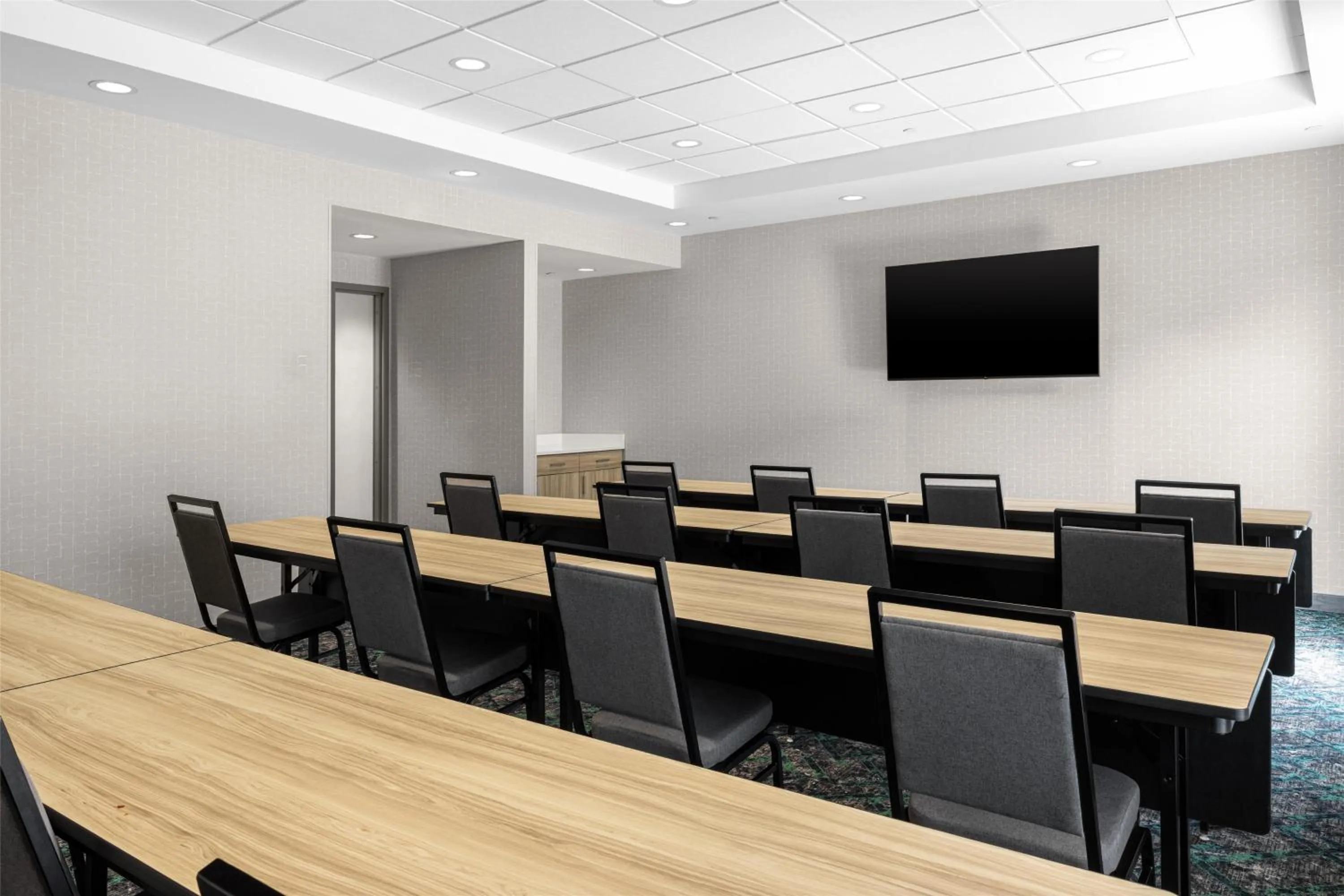 Meeting/conference room in Home2 Suites By Hilton Dry Ridge