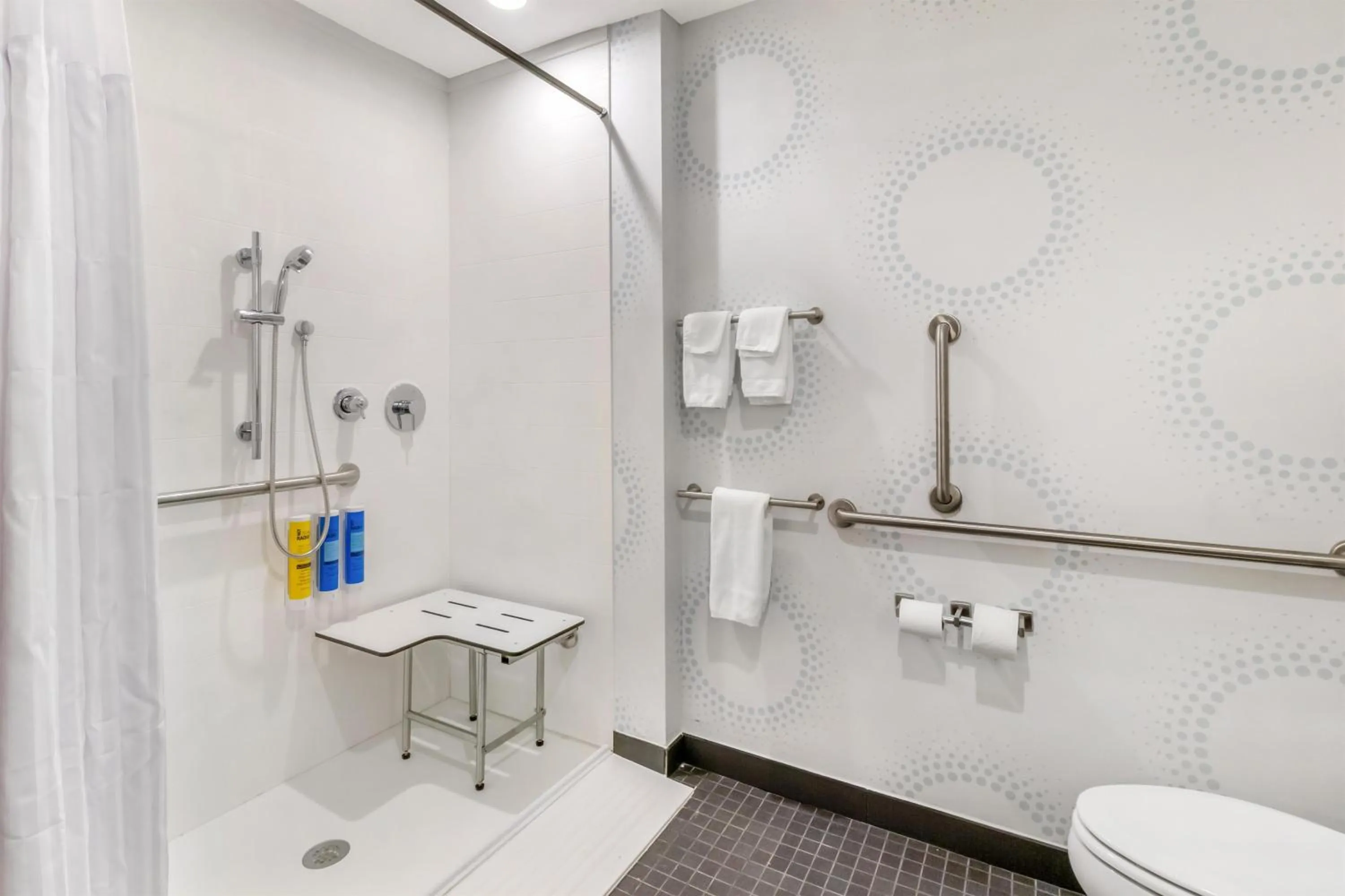 Bathroom in Tru By Hilton Goodlettsville Nashville