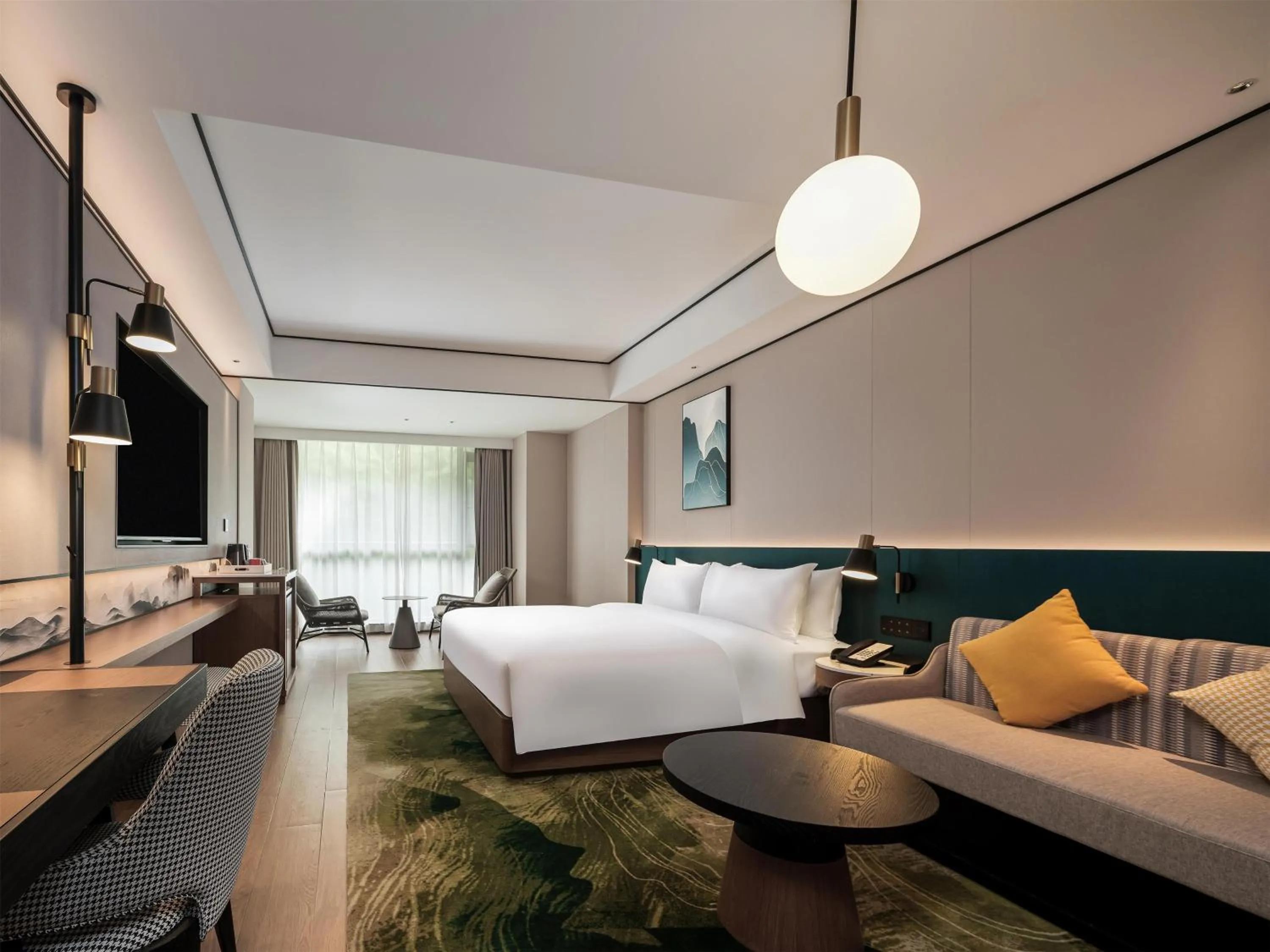 Living room, Bed in Hilton Garden Inn Zhangjiajie Wulingyuan