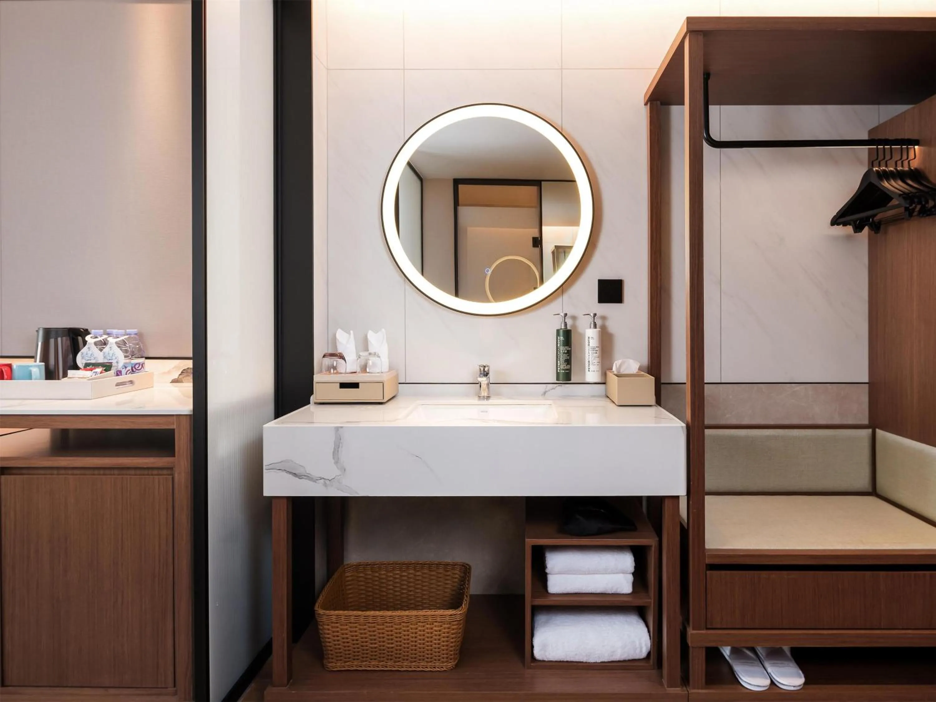 Bathroom in Hilton Garden Inn Zhangjiajie Wulingyuan