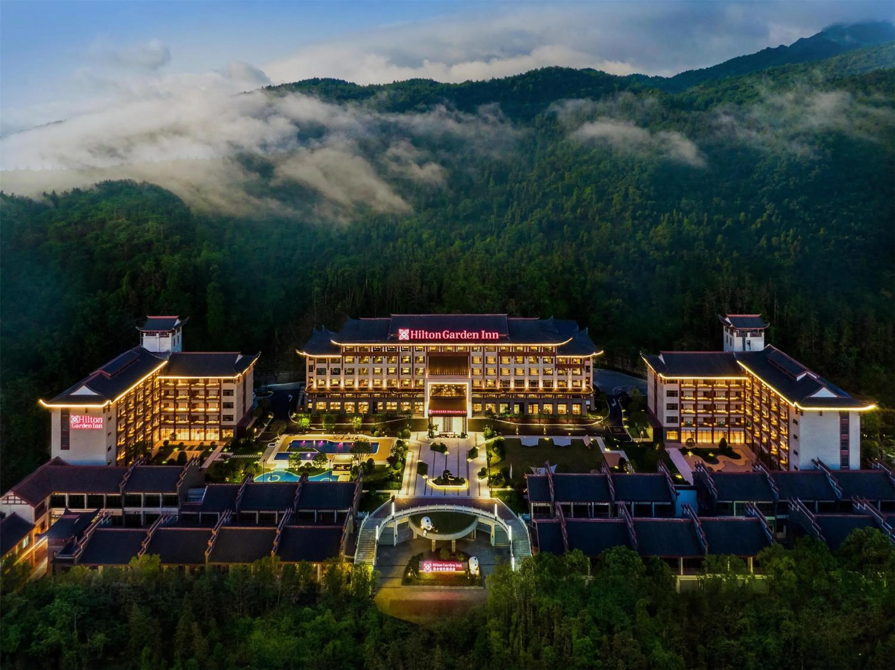 Property building in Hilton Garden Inn Zhangjiajie Wulingyuan