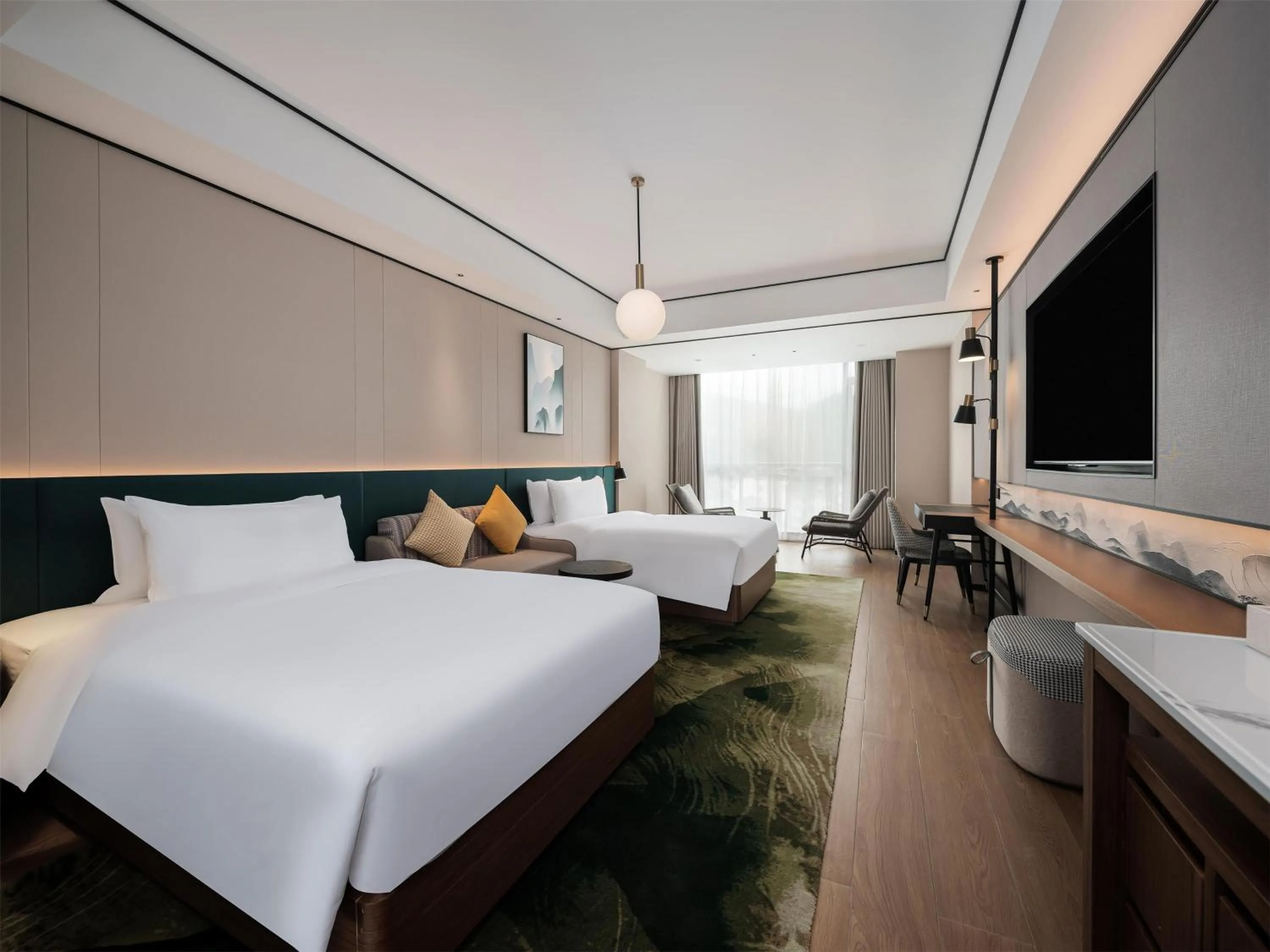 Living room, Bed in Hilton Garden Inn Zhangjiajie Wulingyuan