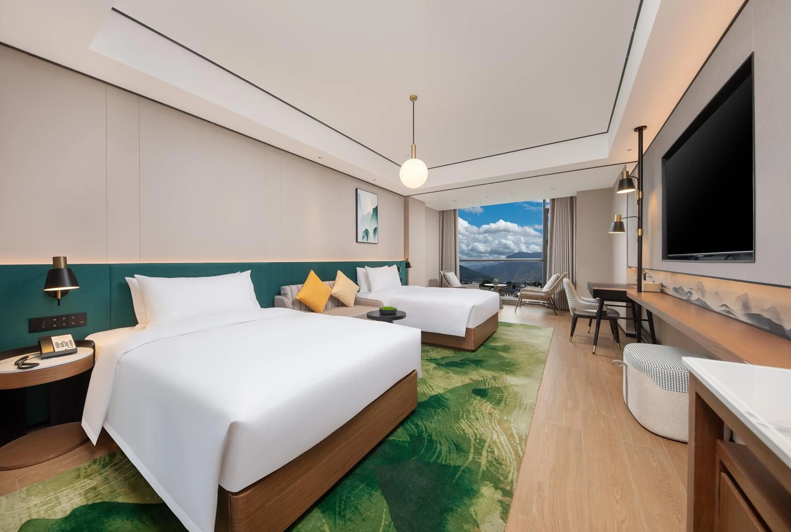 Mountain view, Bed in Hilton Garden Inn Zhangjiajie Wulingyuan