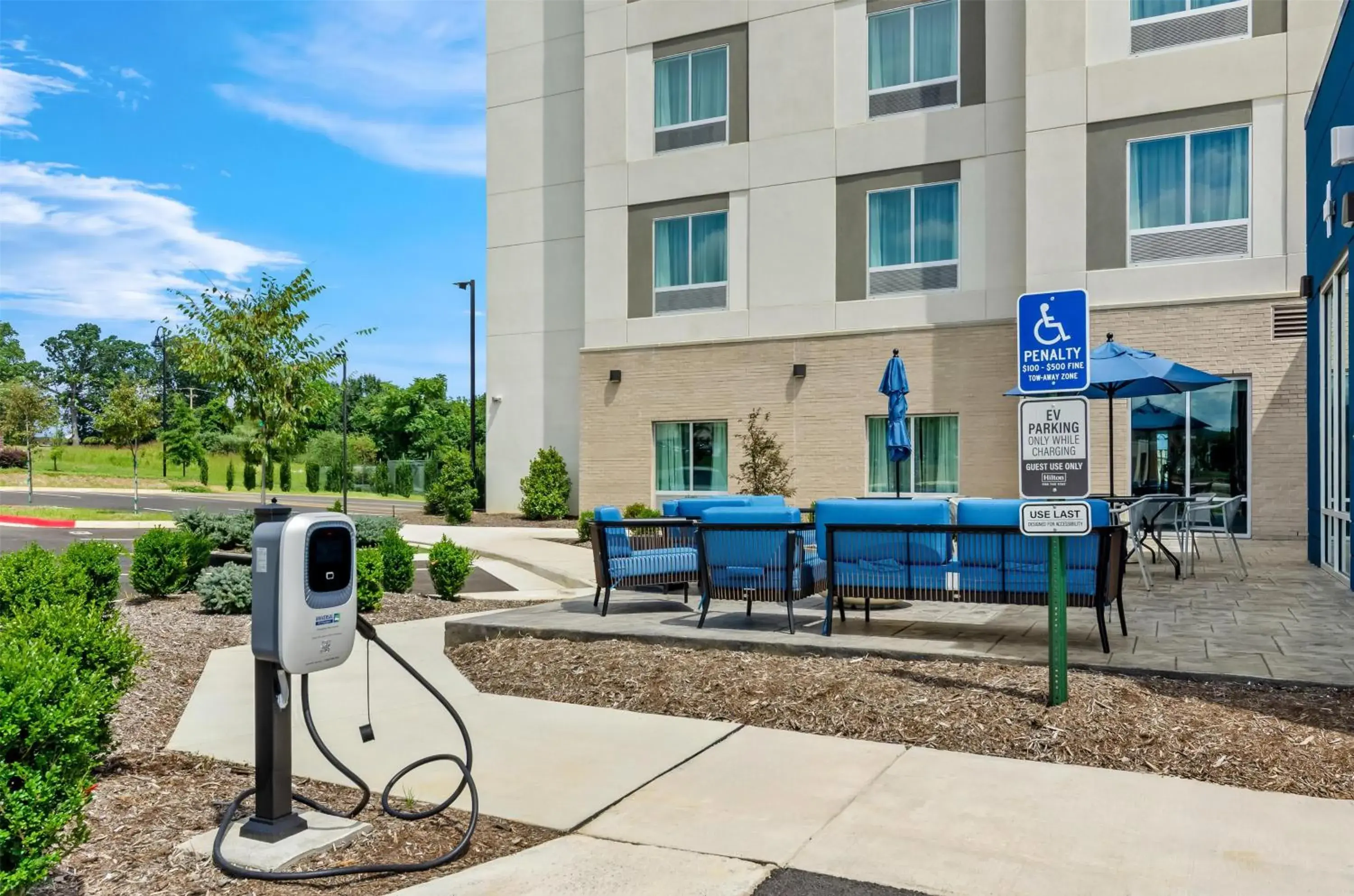 Property building in Hampton Inn Daleville Property building in Hampton Inn Daleville
