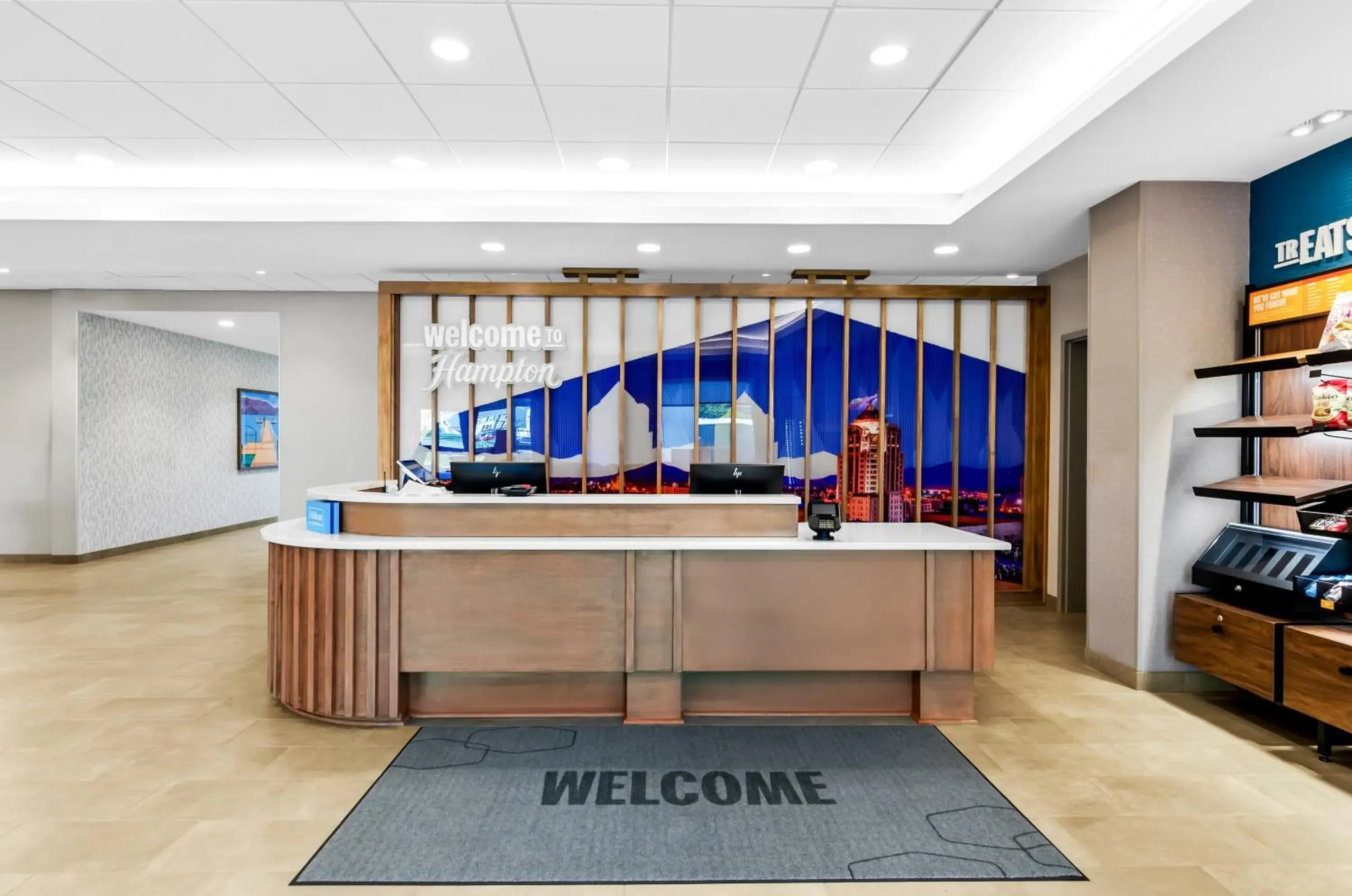 Lobby or reception in Hampton Inn Daleville Lobby or reception in Hampton Inn Daleville