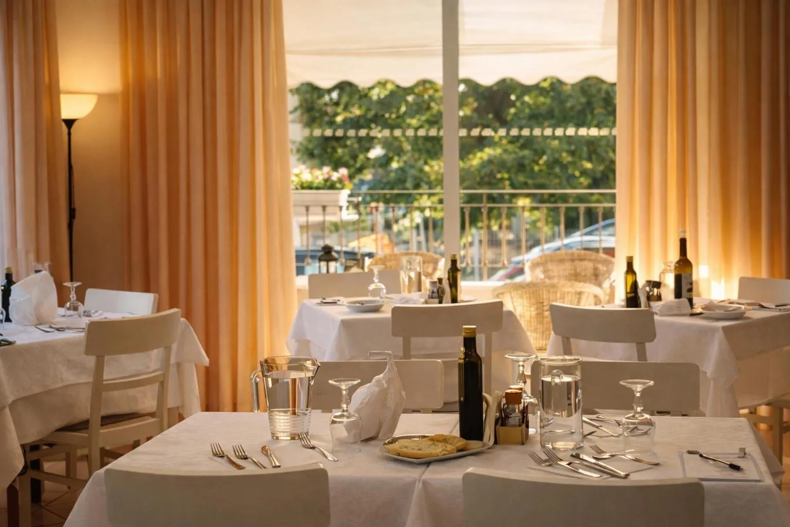 Restaurant/places to eat in Hotel Villa Gioiosa - Beach & Bistrot