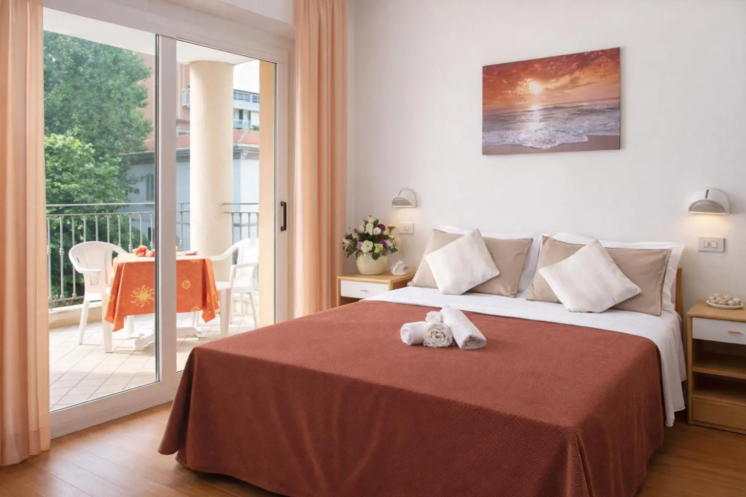 Bed in Hotel Villa Gioiosa - Beach & Bistrot