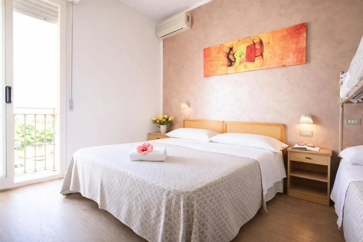 Bed in Hotel Villa Gioiosa - Beach & Bistrot