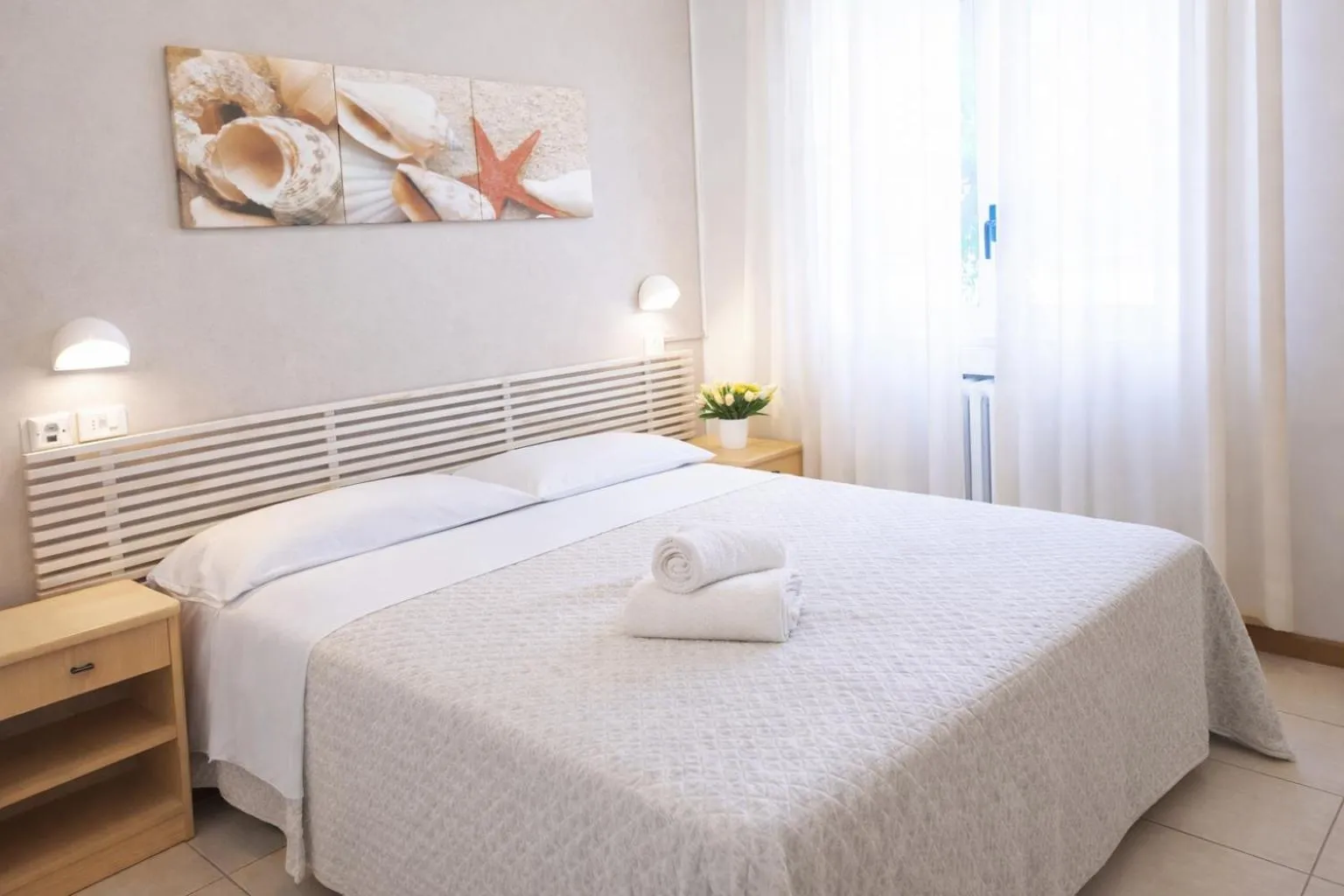Bed in Hotel Villa Gioiosa - Beach & Bistrot