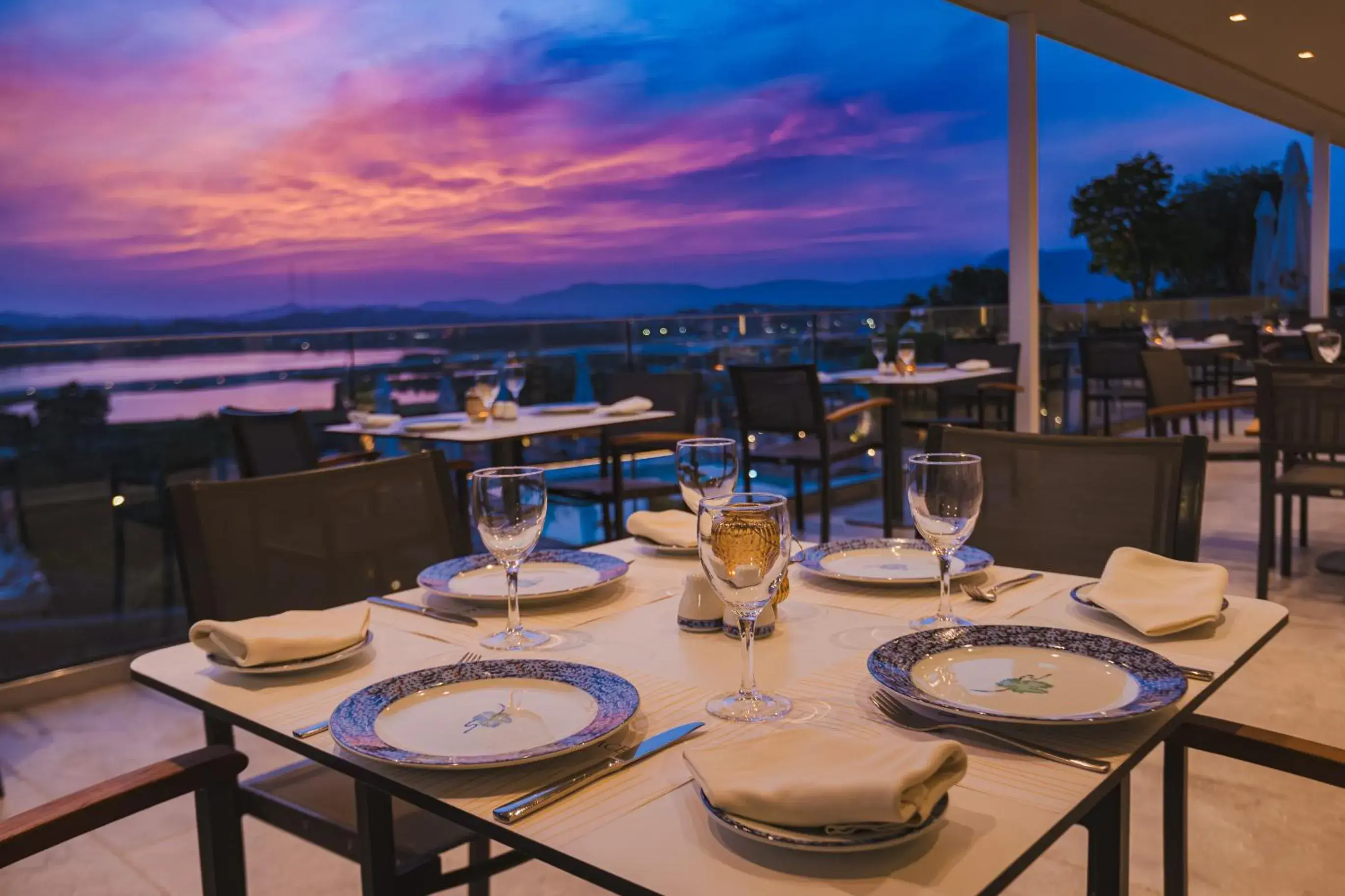 Restaurant/places to eat in Divani Corfu Palace Restaurant/places to eat in Divani Corfu Palace