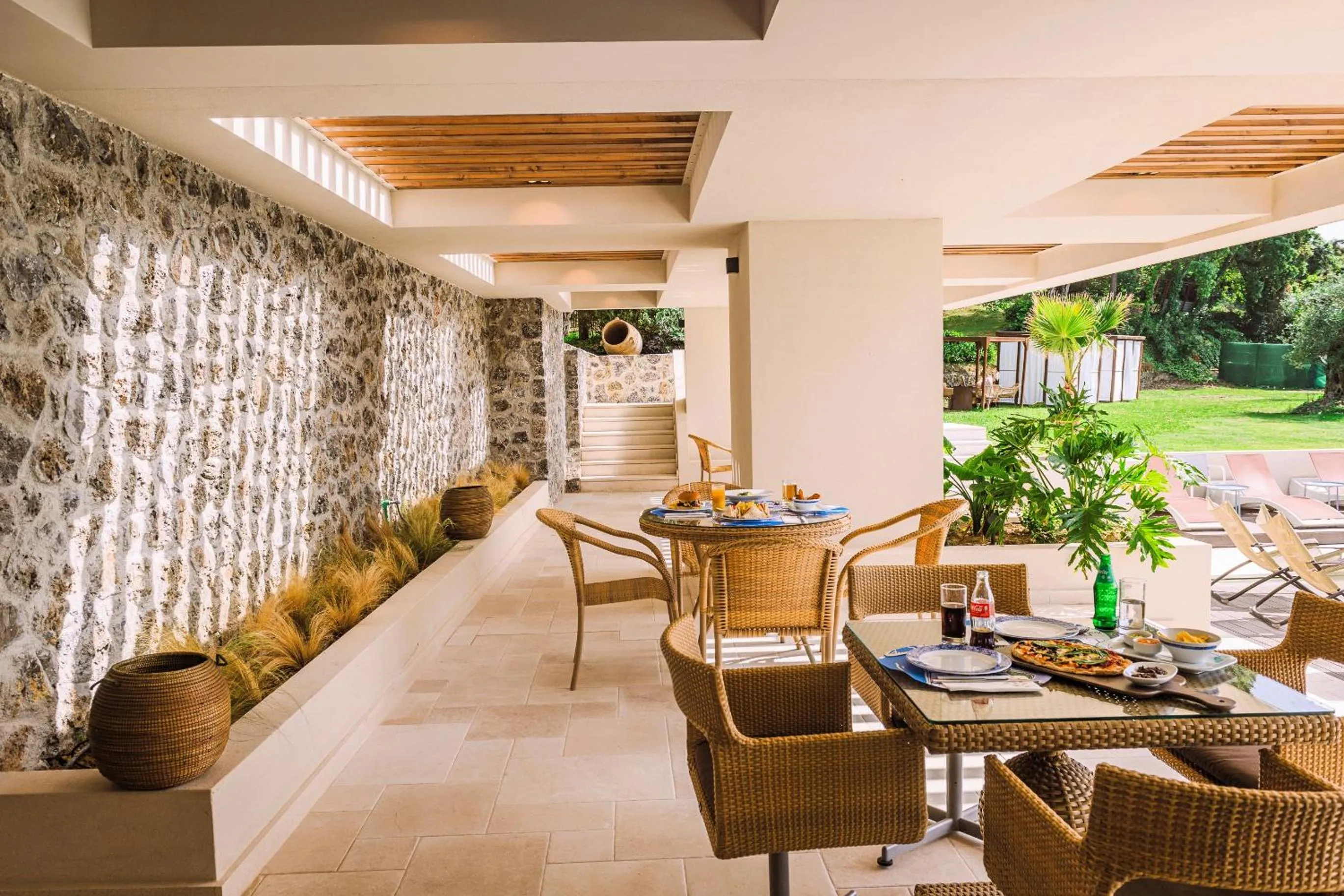 Food and drinks in Divani Corfu Palace