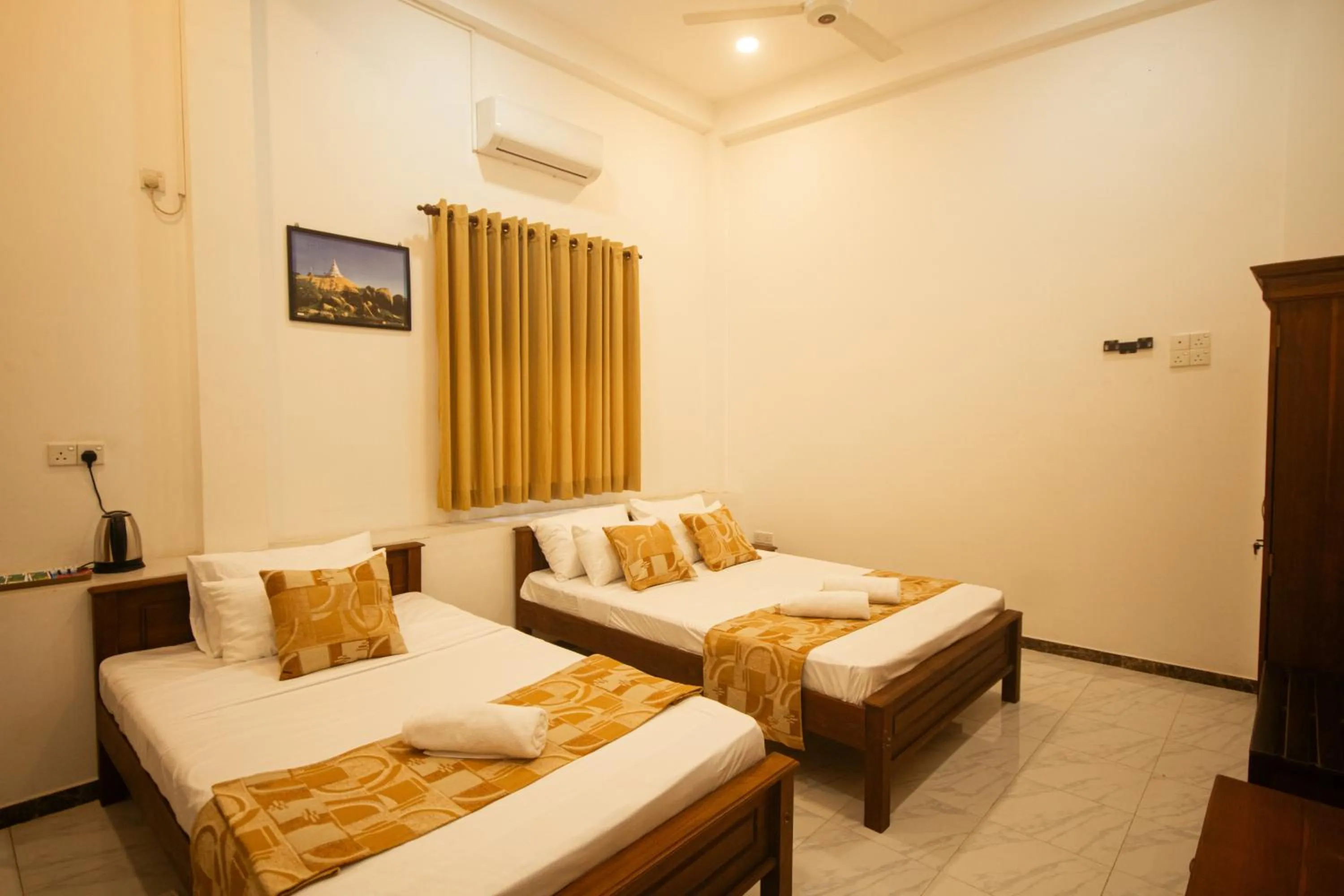 Bed in Hotel Silver Horse Dambulla