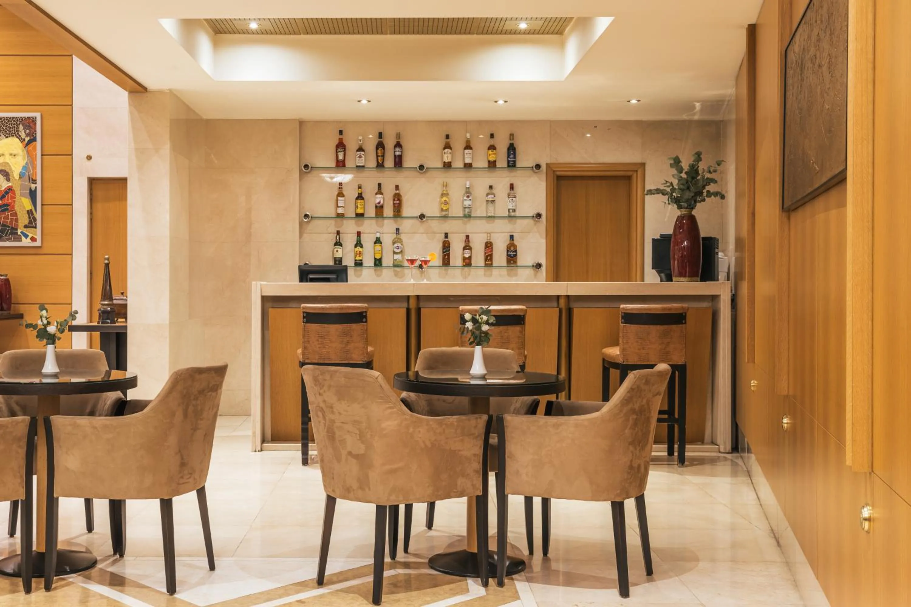 Lounge or bar in Divani Palace Larissa