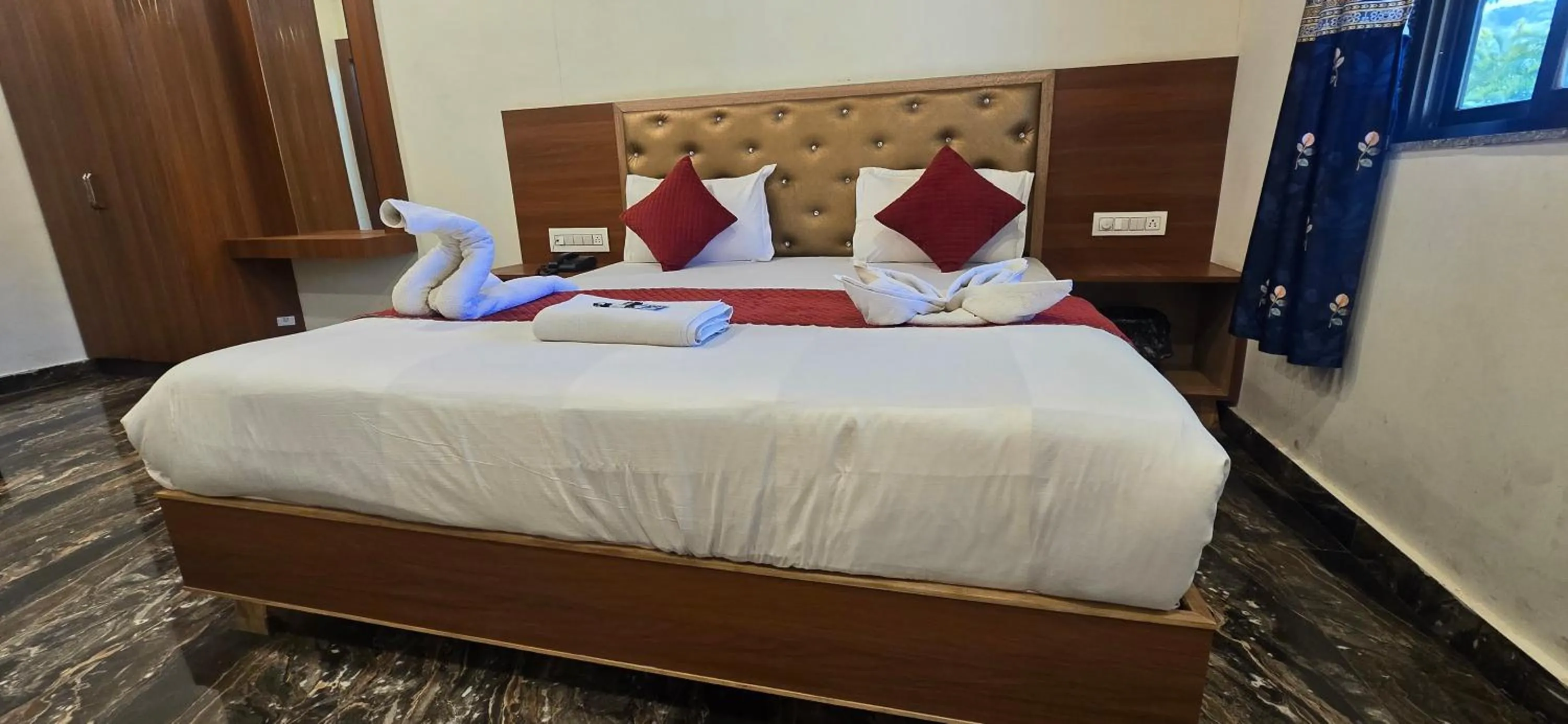 Bed in Farm Stay Mount Abu